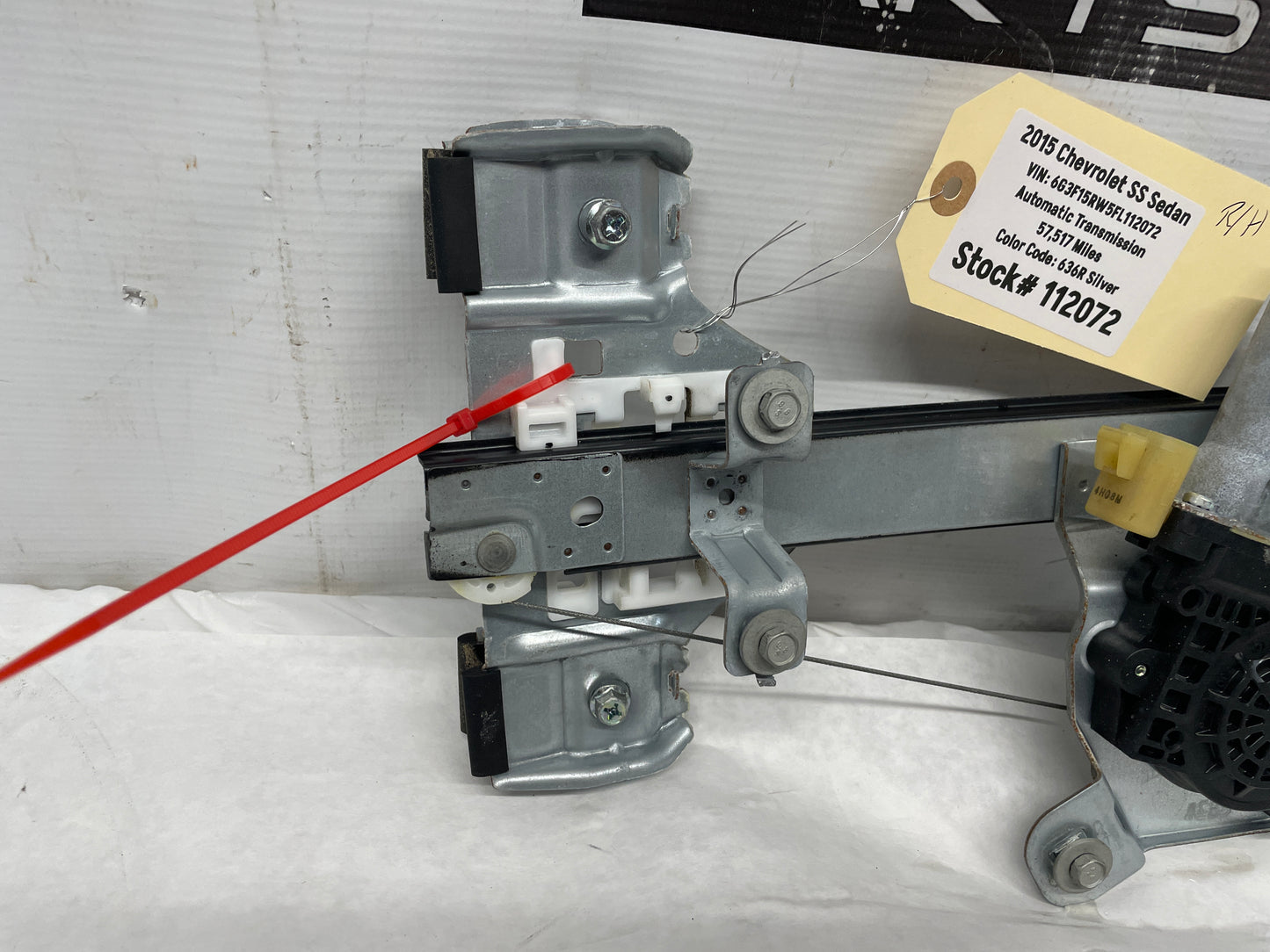 2015 Chevy SS Sedan RH Passenger Rear Window Regulator w/ Motor OEM - Day's Parts Yard