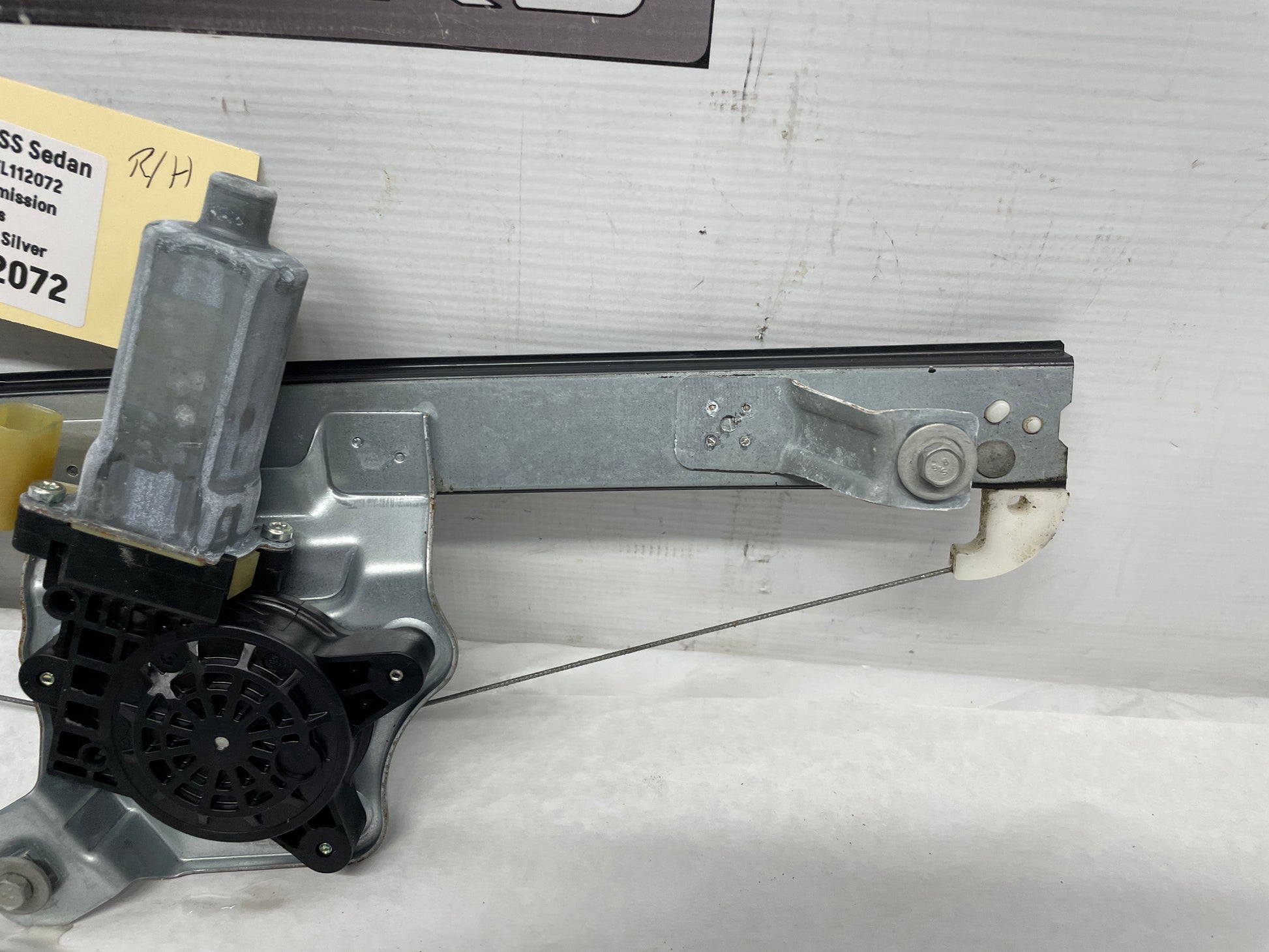 2015 Chevy SS Sedan RH Passenger Rear Window Regulator w/ Motor OEM - Day's Parts Yard