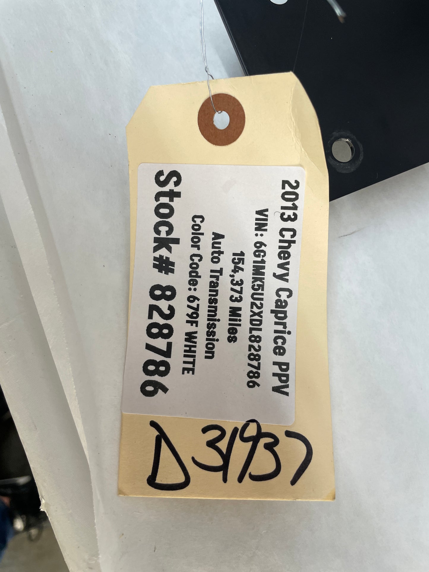 2013 Chevy Caprice PPV Sliding Tray OEM - Day's Parts Yard