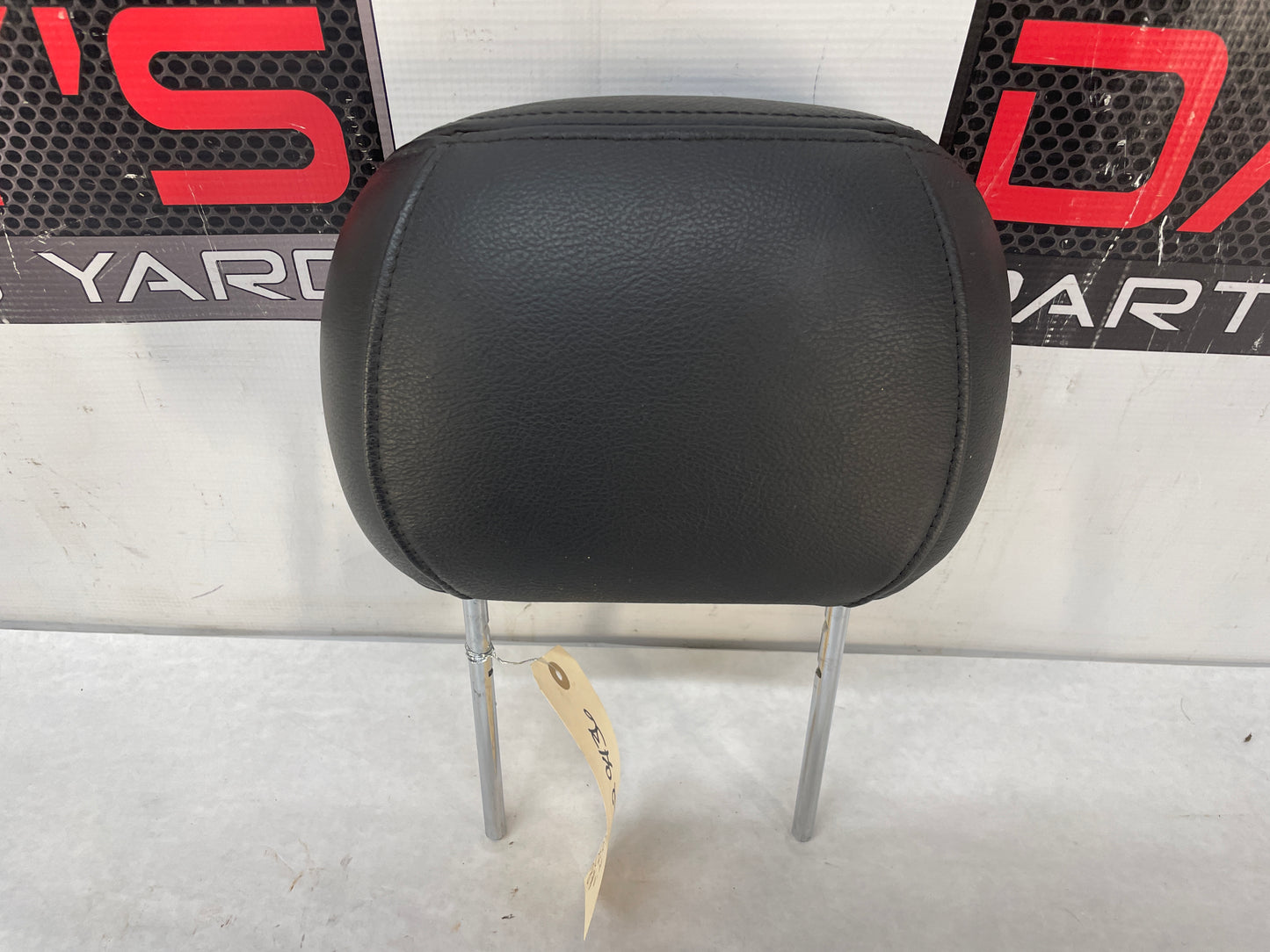 2005 Pontiac GTO LH Driver Front Seat Head Rest Headrest OEM