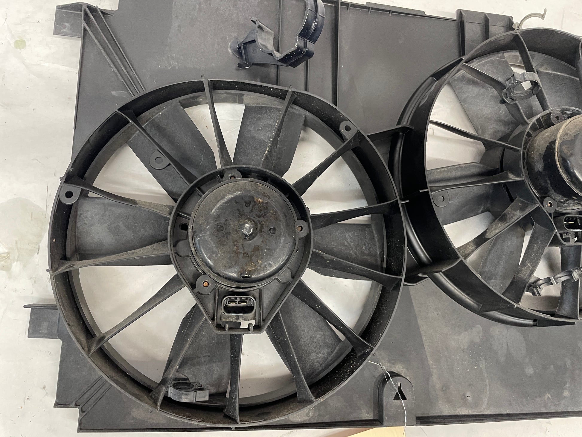 2002 Chevy Camaro SS Dual Electric Radiator Cooling Fans OEM - Day's Parts Yard