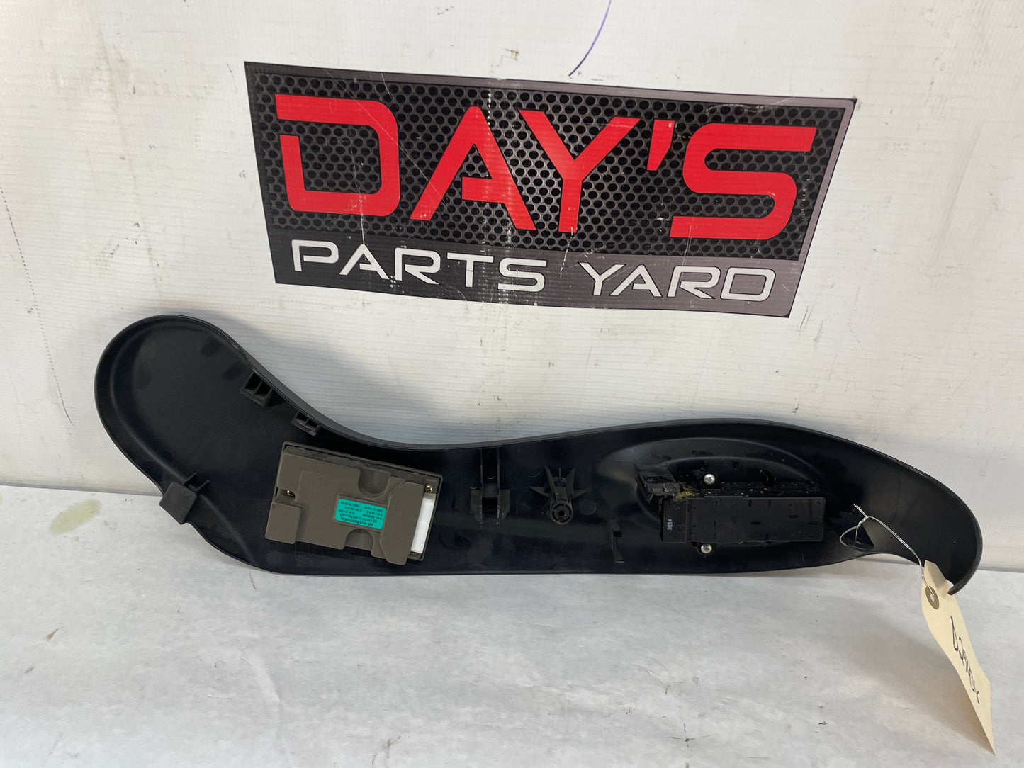 2005 Pontiac GTO LH Driver Front Seat Power Access Controls Buttons Module OEM