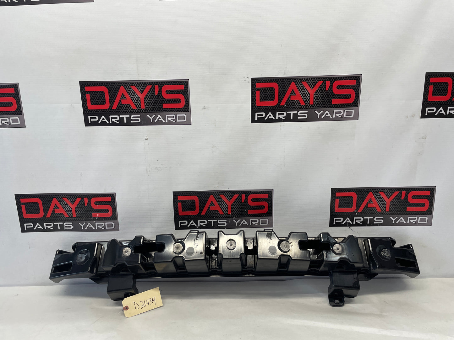 2014 Chevrolet SS Sedan Front Bumper Impact Plastic Absorber Bar OEM - Day's Parts Yard