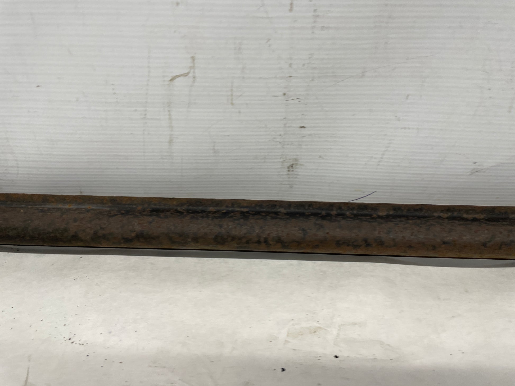 2002 Chevy Camaro SS Rear Suspension Axle Panhard Track Bar OEM - Day's Parts Yard