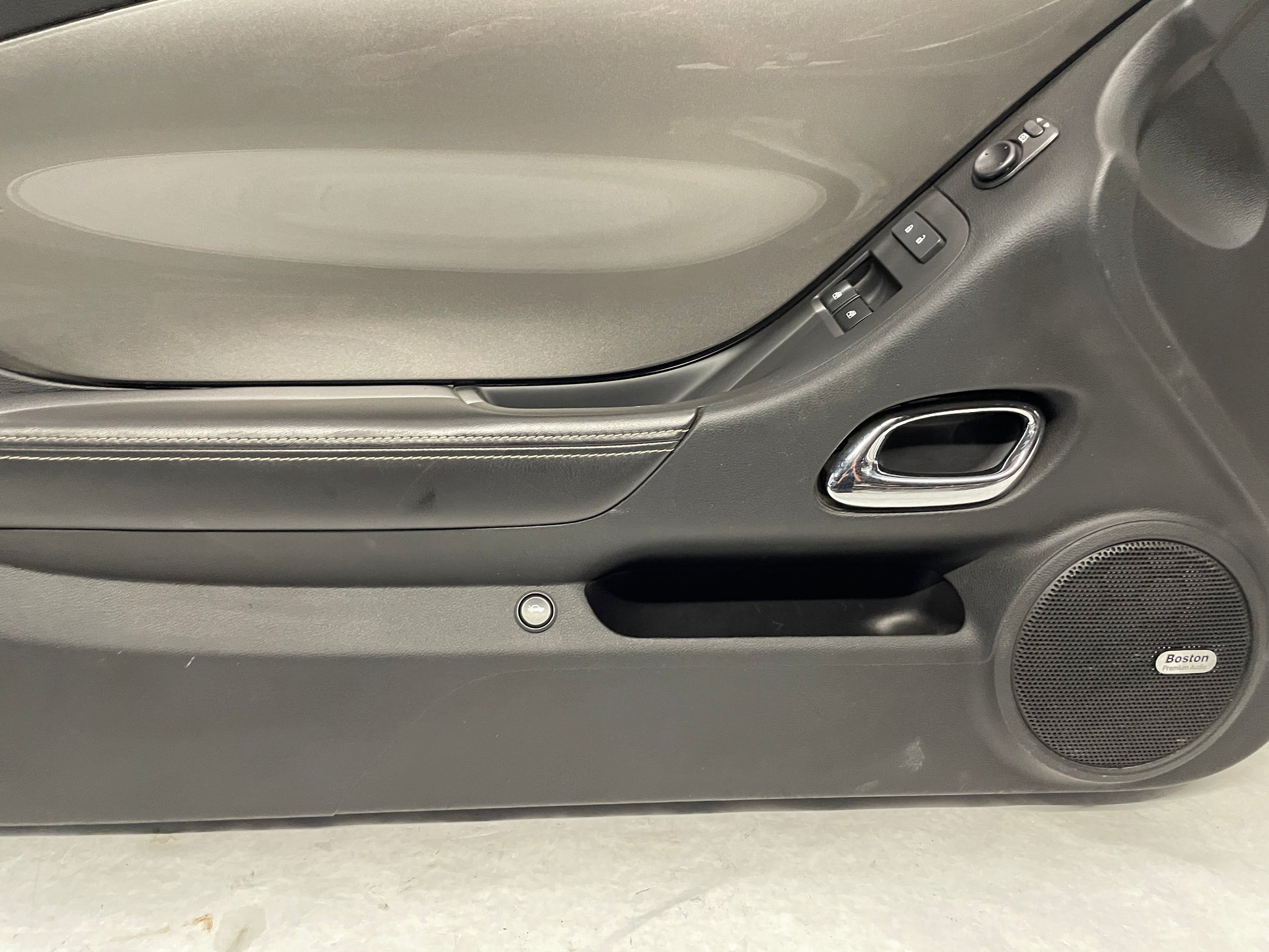 2015 Chevy Camaro SS LH Driver Interior Door Panel Trim Molding OEM - Day's Parts Yard