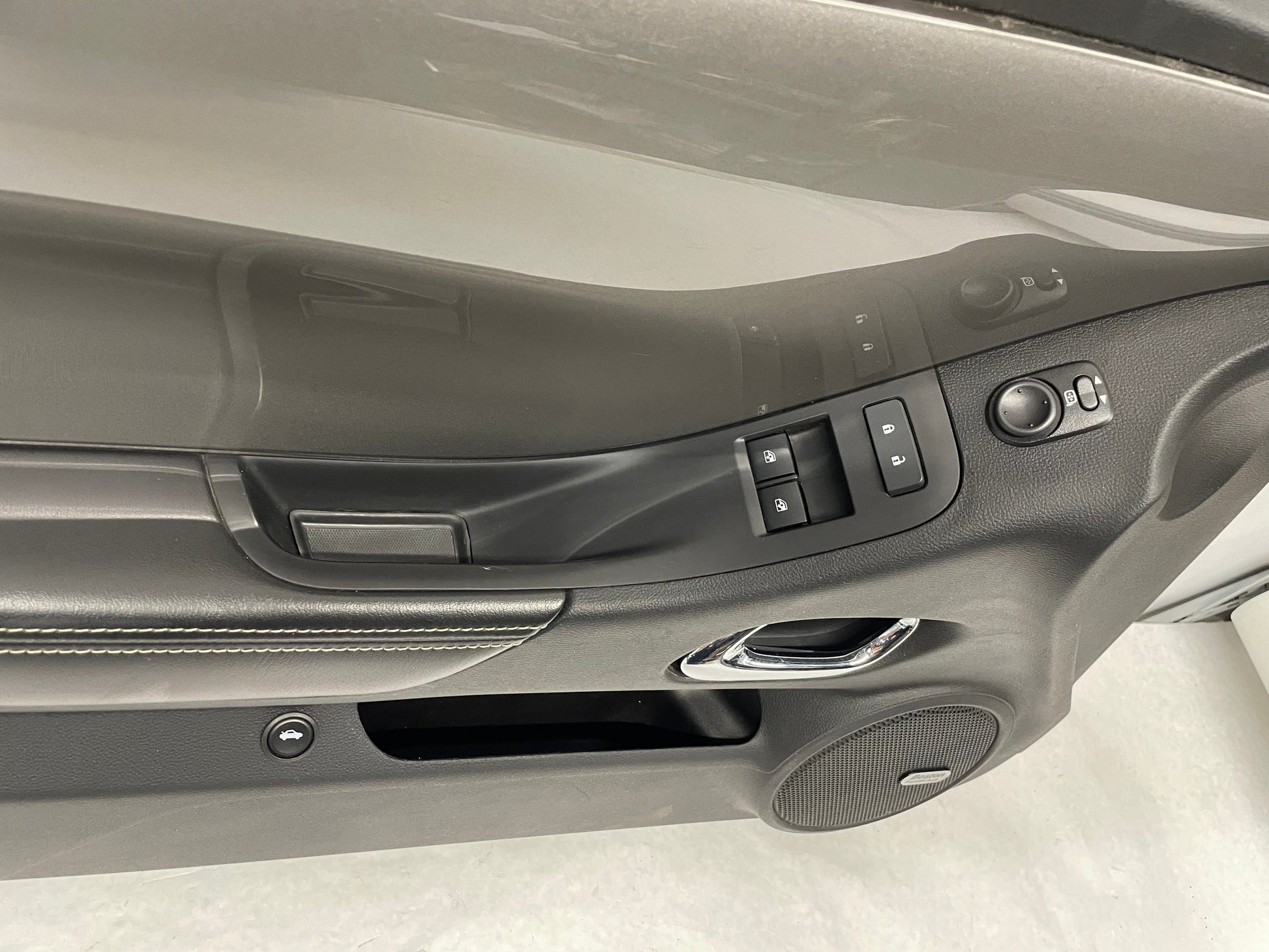 2015 Chevy Camaro SS LH Driver Interior Door Panel Trim Molding OEM - Day's Parts Yard