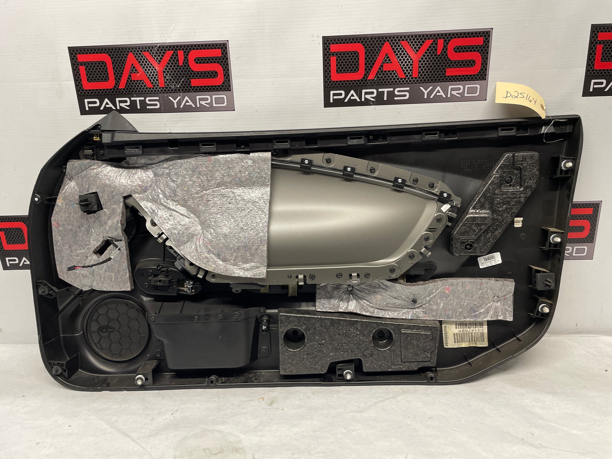2015 Chevy Camaro SS LH Driver Interior Door Panel Trim Molding OEM - Day's Parts Yard
