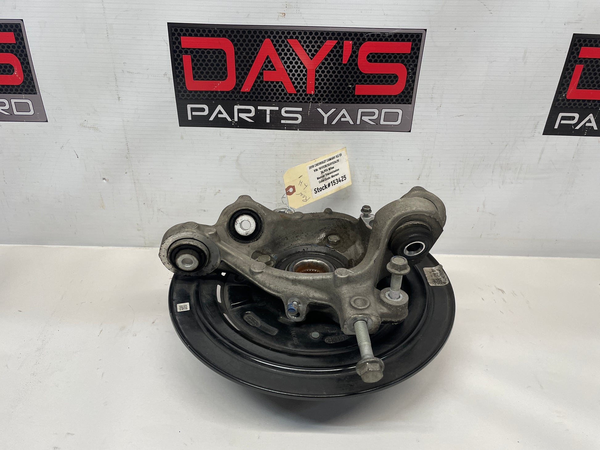 2018 Chevy Camaro 1LE SS LH Driver Rear Spindle Knuckle Hub OEM - Day's Parts Yard
