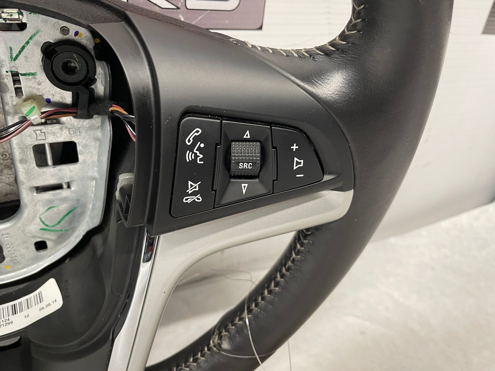 2015 Chevy Camaro SS Steering Wheel OEM - Day's Parts Yard