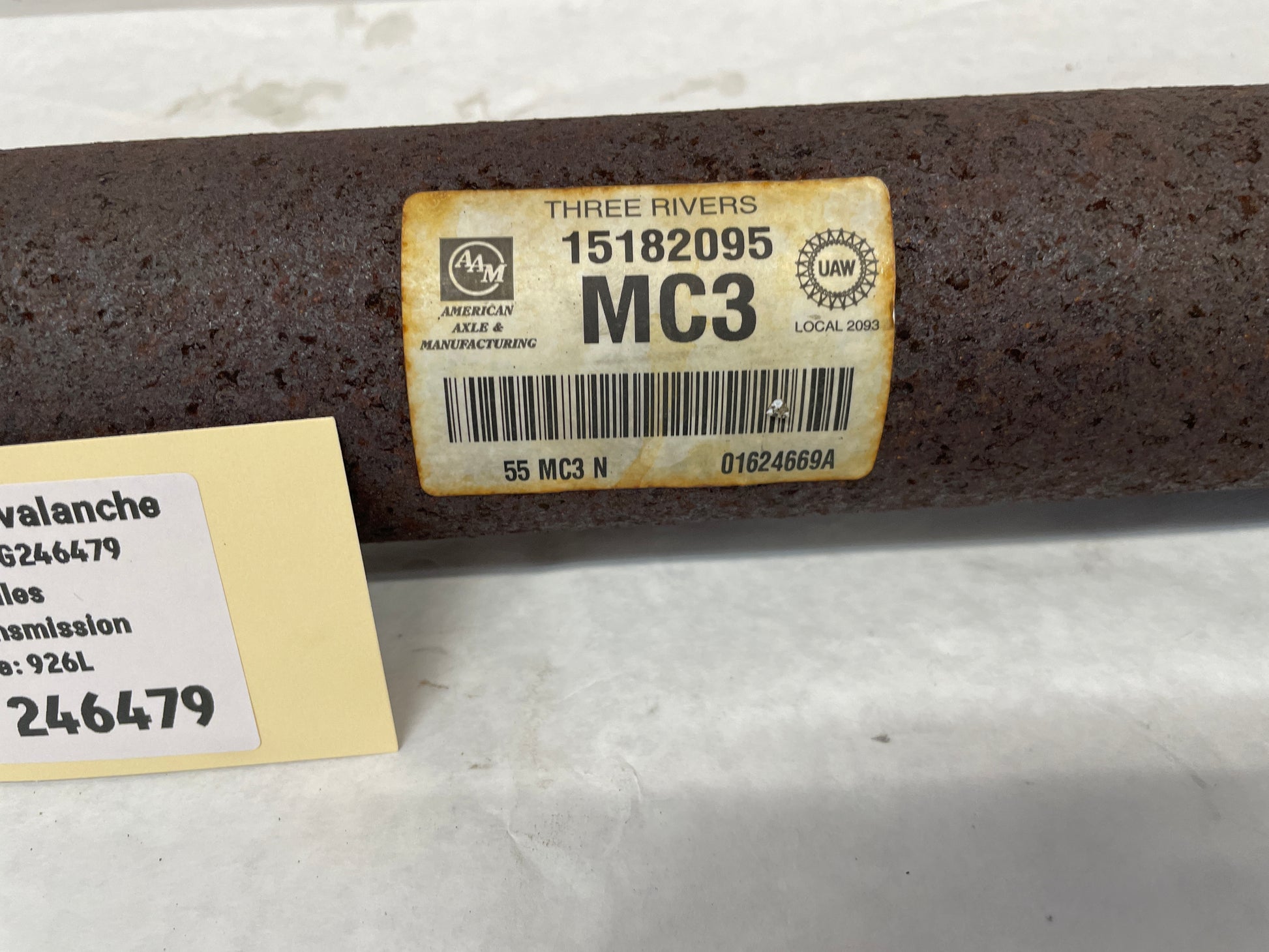 2005 Chevy Avalanche Front Drive Prop Shaft Driveshaft OEM - Day's Parts Yard