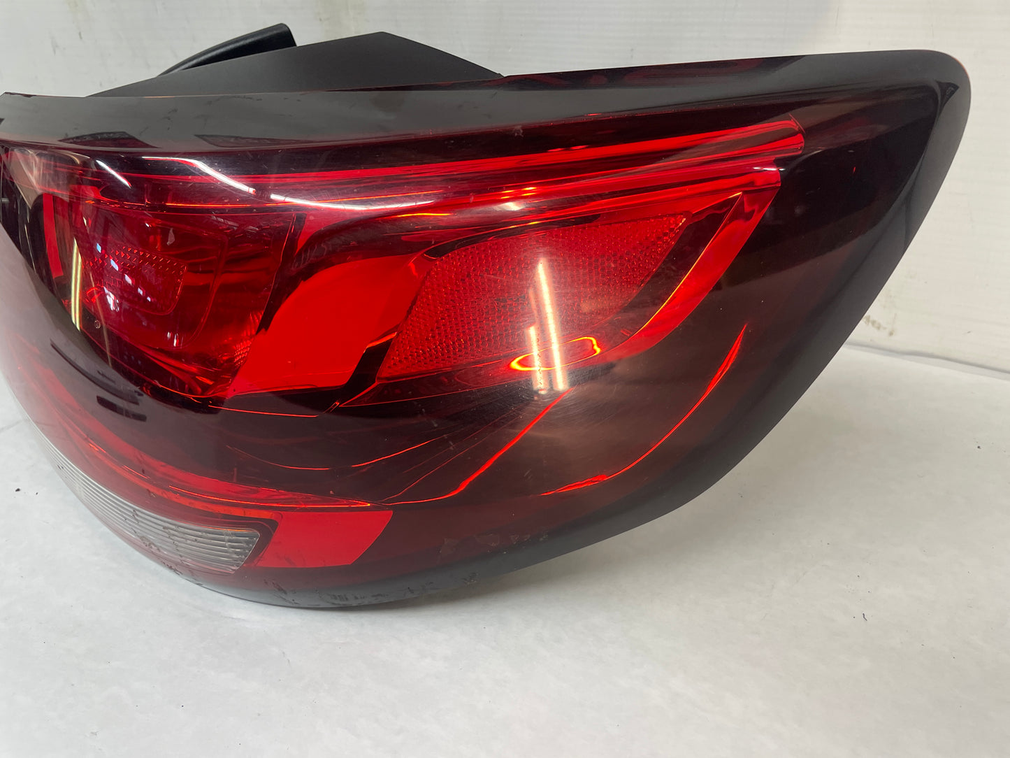 2014 Chevy SS Sedan RH Passenger Outer Tail Light Taillight Stop Lamp OEM - Day's Parts Yard