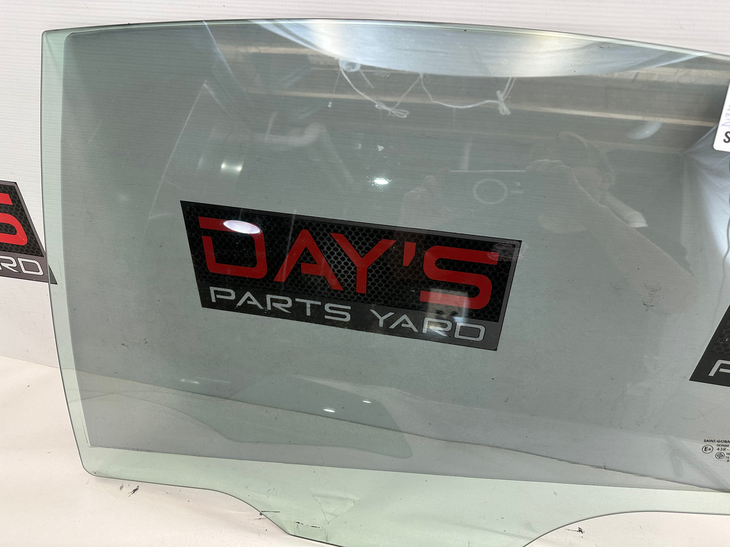 2009 Pontiac G8 GT Rear LH Driver Door Window Glass OEM - Day's Parts Yard