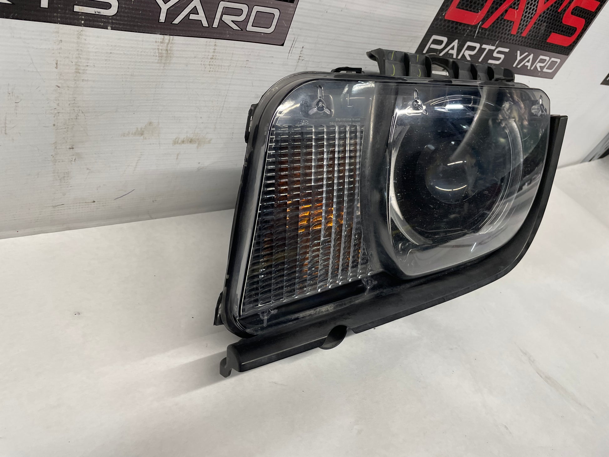 2010 Chevy Camaro SS LH Driver HID Head Light Headlight Lamp OEM - Day's Parts Yard