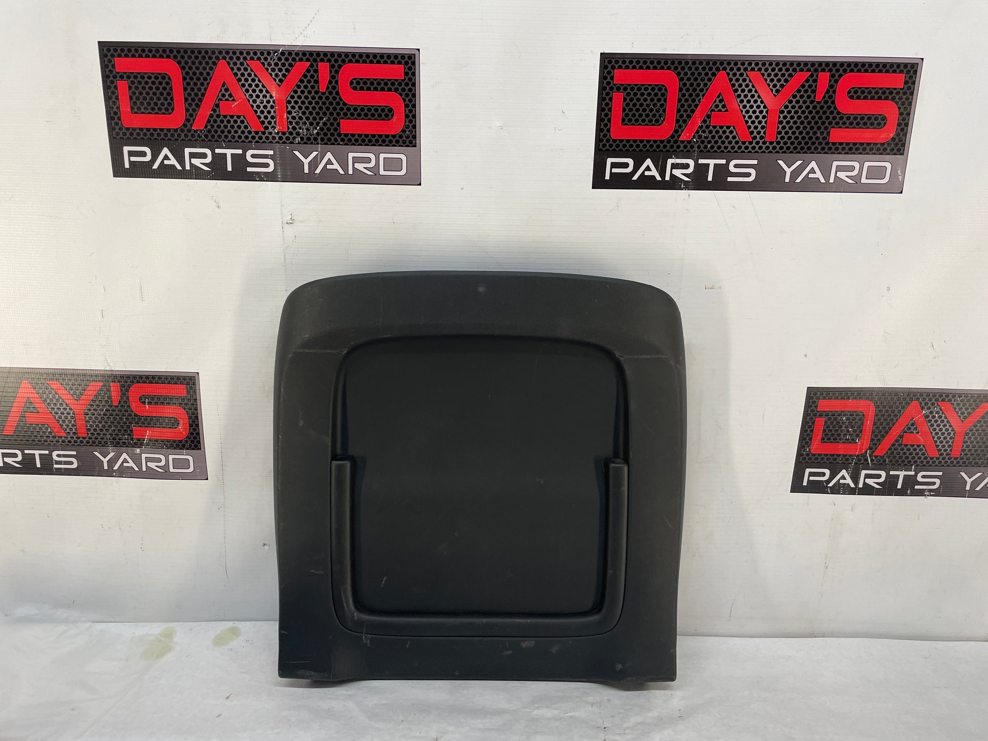 2013 Chevy Caprice RH Passenger Front Seat Rear Panel OEM - Day's Parts Yard