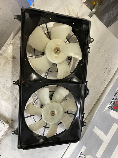 2015 Chevy Camaro SS  Radiator Dual Electric Coolant Cooling Fan OEM