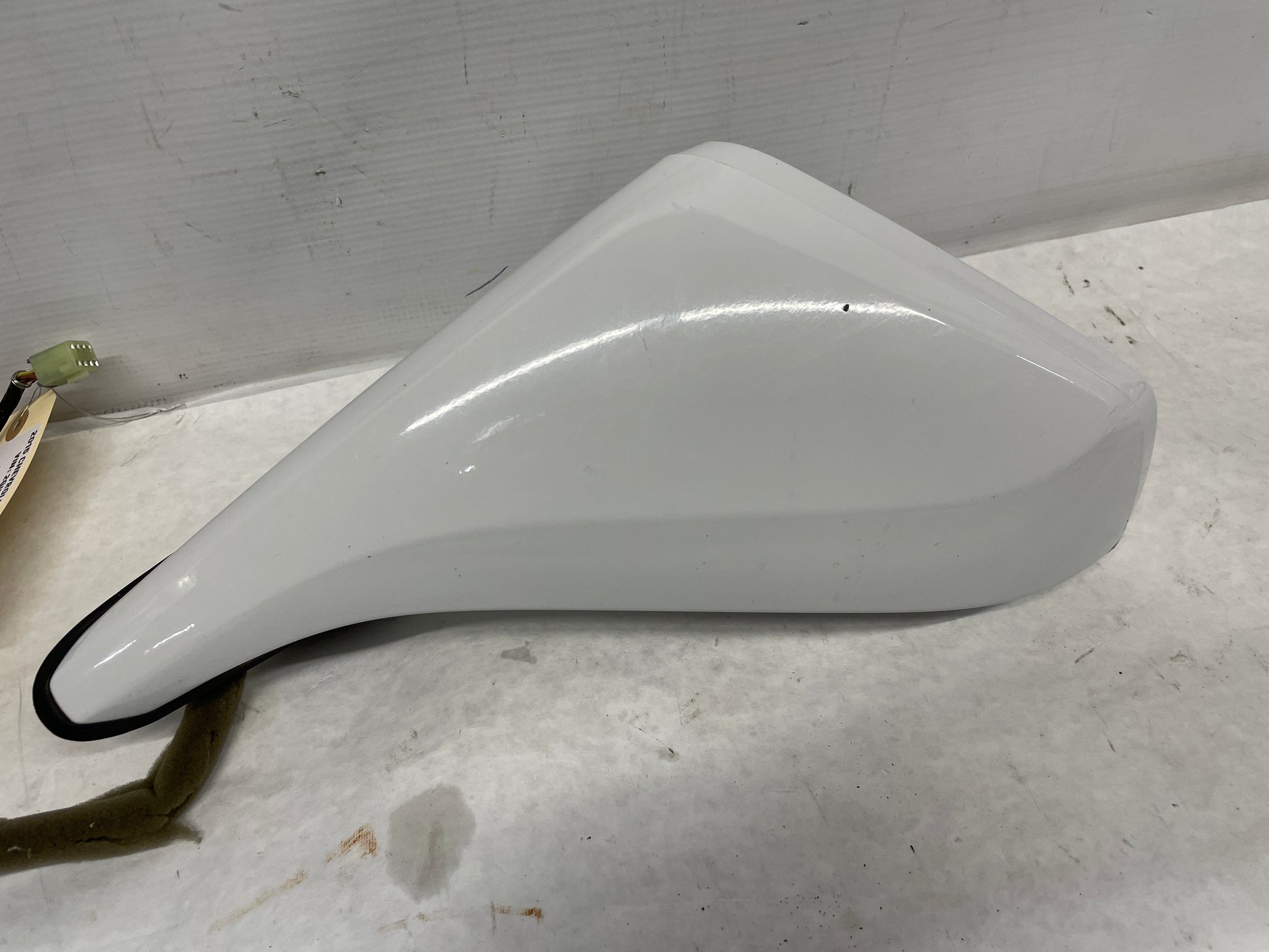2015 Chevy Camaro SS LH Driver Exterior Mirror White OEM - Day's Parts Yard