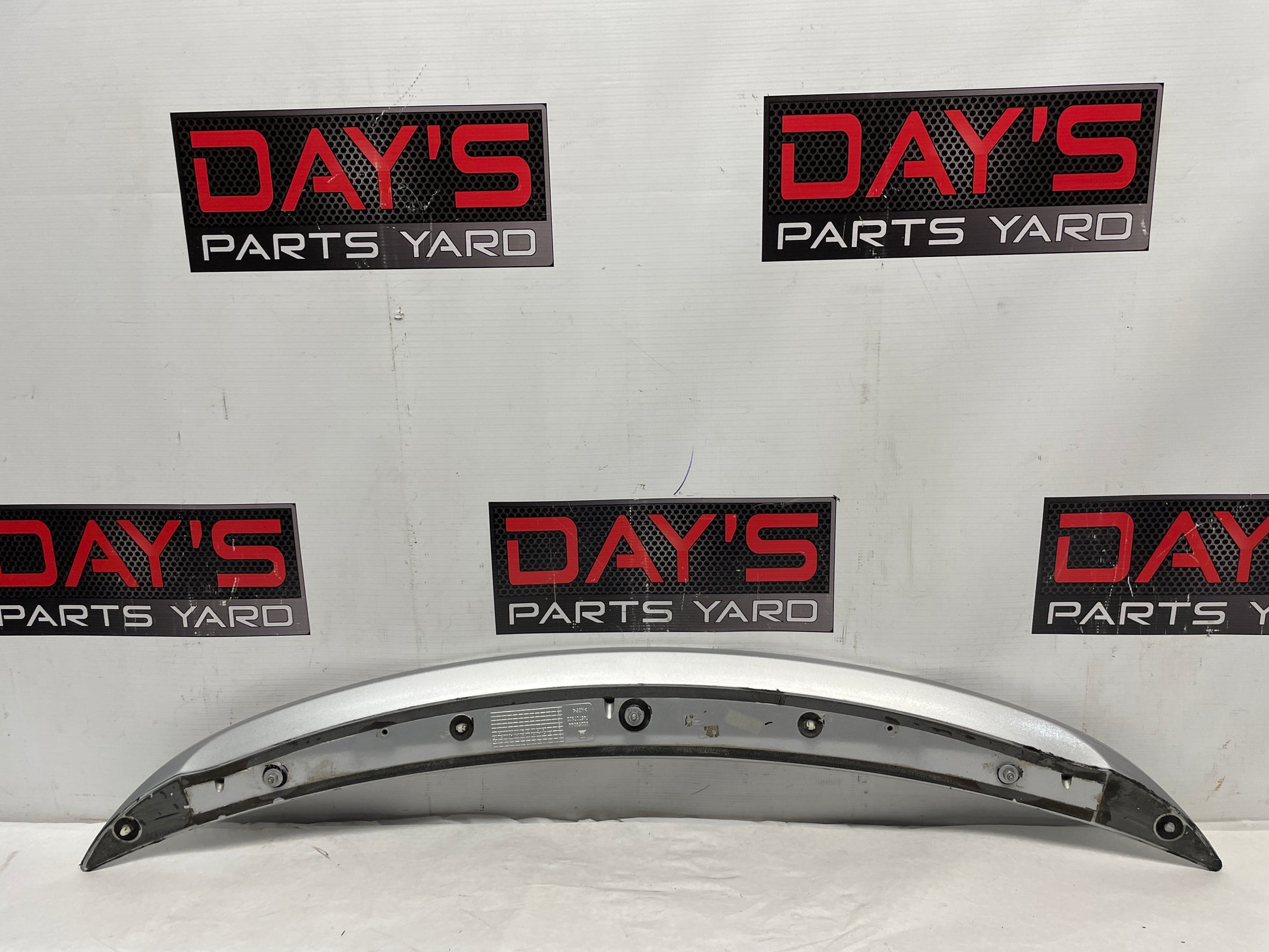 2015 Chevy SS Sedan Trunk Deck Lid Spoiler Wing OEM - Day's Parts Yard