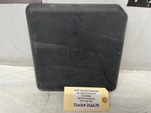 2005 Chevy Avalanche Engine Fuse Box Cover Lid OEM - Day's Parts Yard