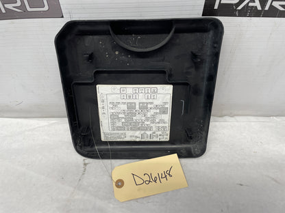 2005 Chevy Avalanche Engine Fuse Box Cover Lid OEM - Day's Parts Yard