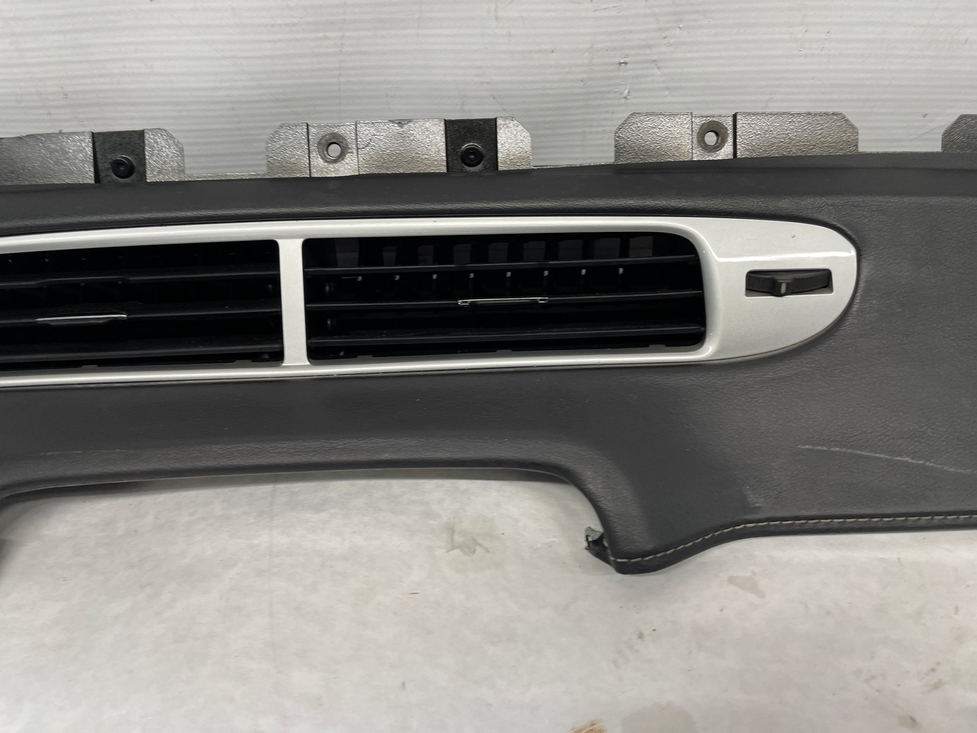 2015 Chevy Camaro SS Leather Dash Vent Trim Molding Panel OEM - Day's Parts Yard