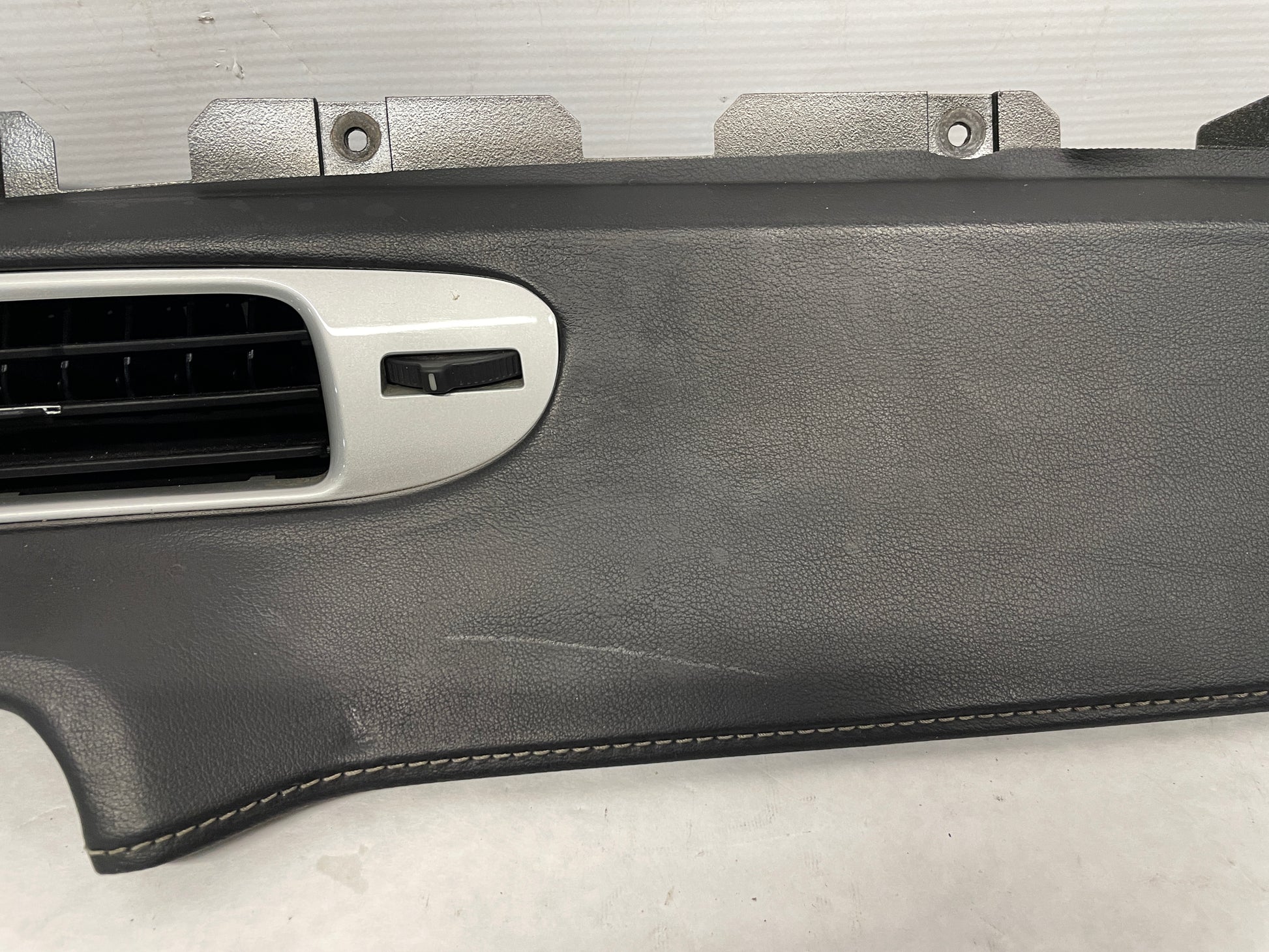 2015 Chevy Camaro SS Leather Dash Vent Trim Molding Panel OEM - Day's Parts Yard