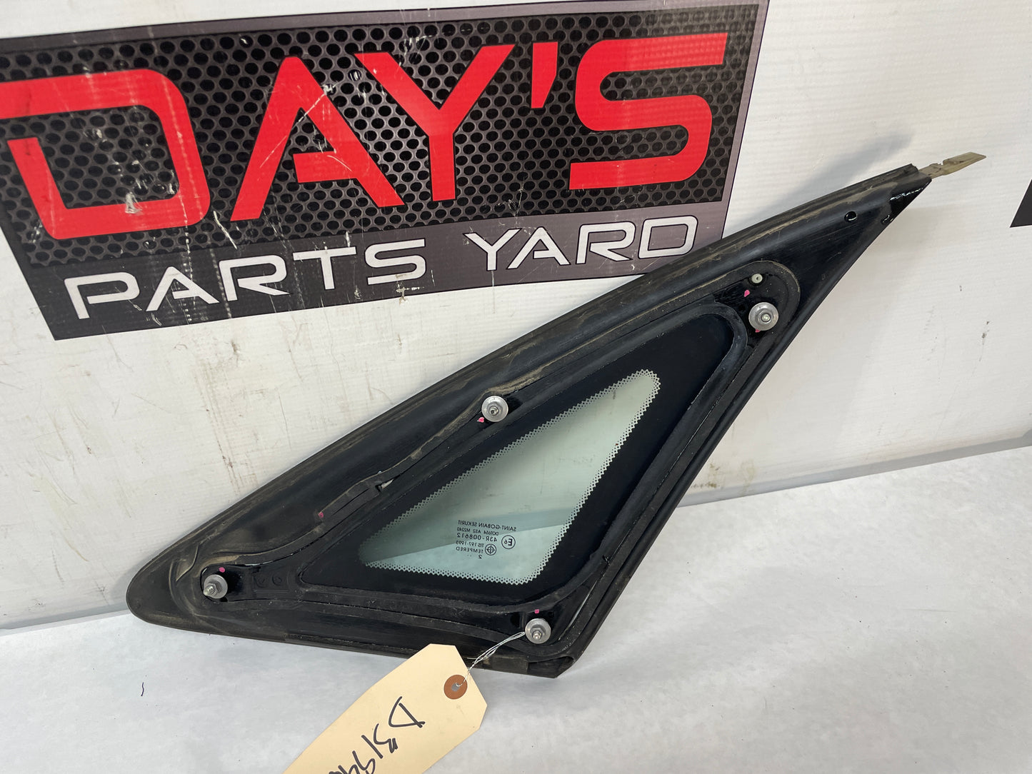 2013 Chevy Caprice PPV LH Driver Rear Quarter Window Glass OEM - Day's Parts Yard