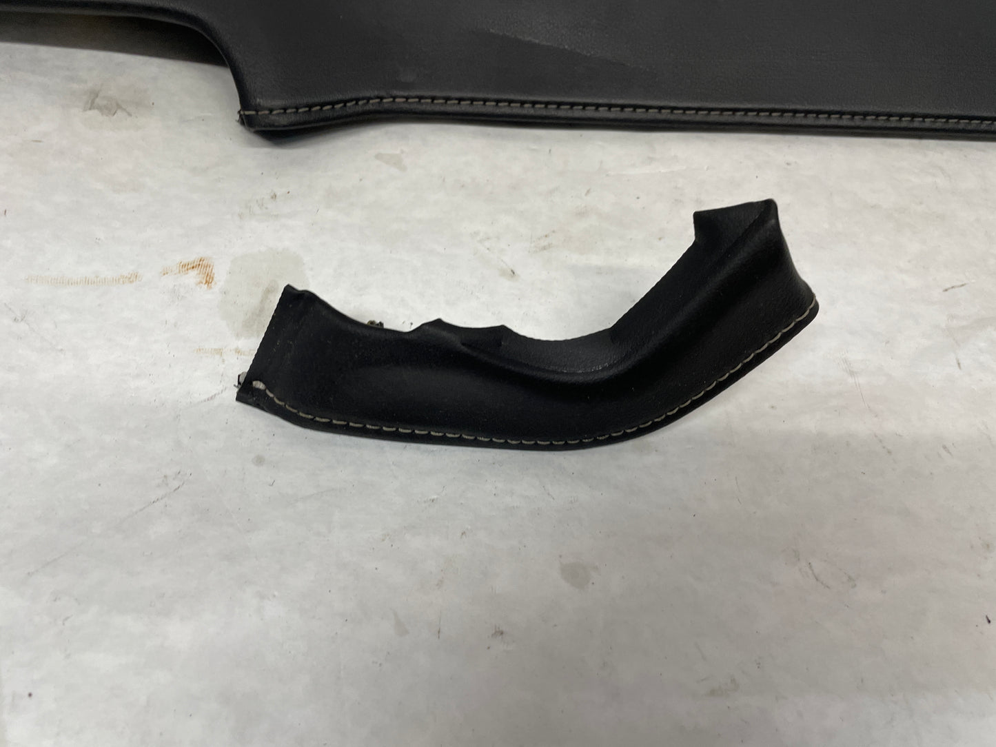 2015 Chevy Camaro SS Leather Dash Vent Trim Molding Panel OEM - Day's Parts Yard
