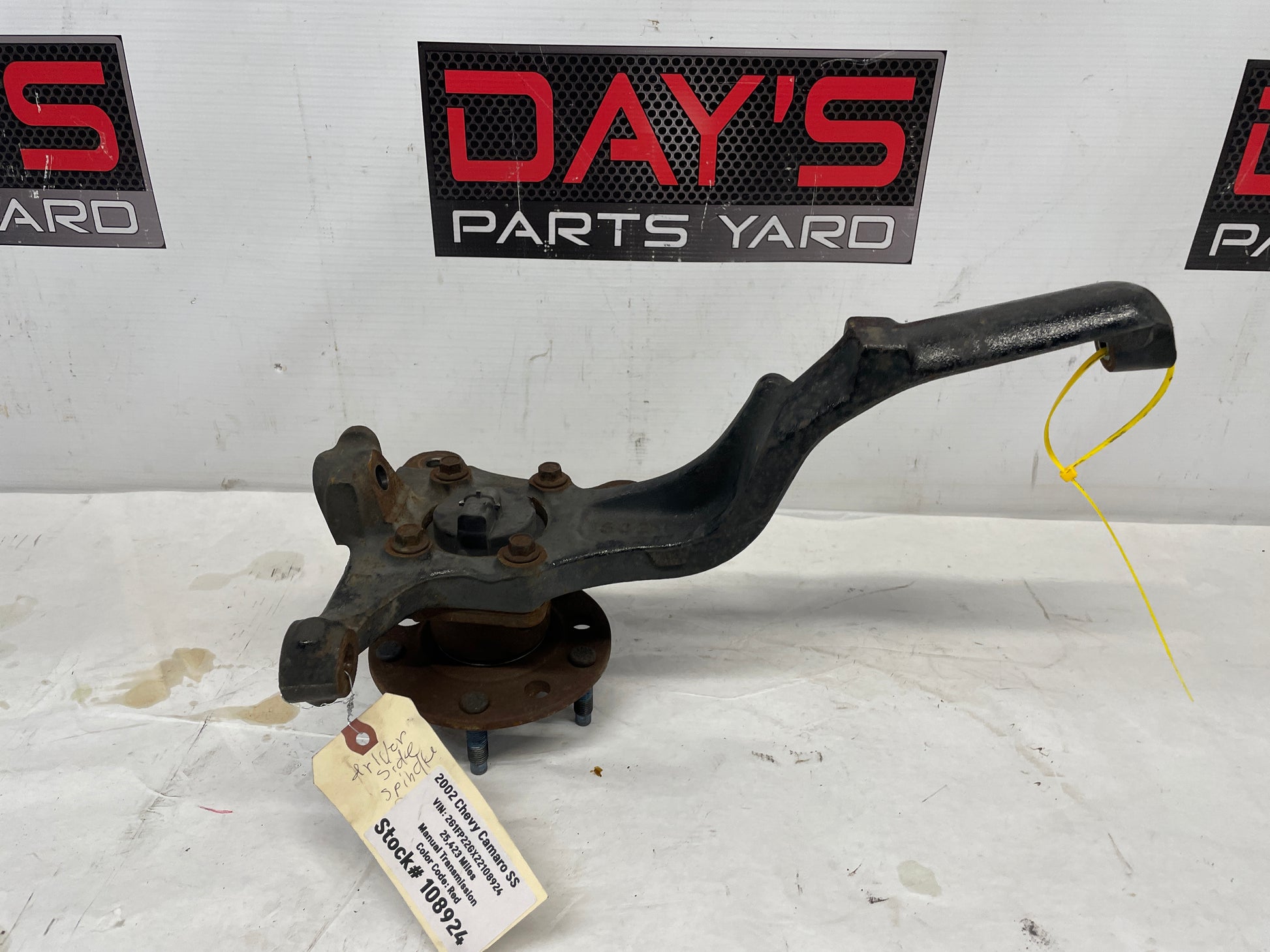 2002 Chevy Camaro SS LH Driver Front Spindle Knuckle Hub Wheel Bearing OEM - Day's Parts Yard