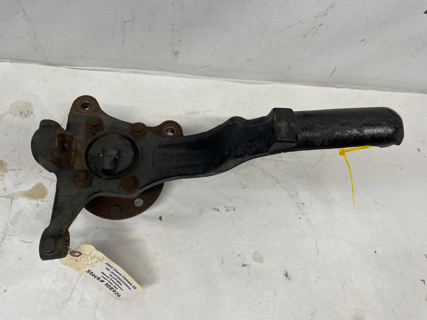 2002 Chevy Camaro SS LH Driver Front Spindle Knuckle Hub Wheel Bearing OEM - Day's Parts Yard