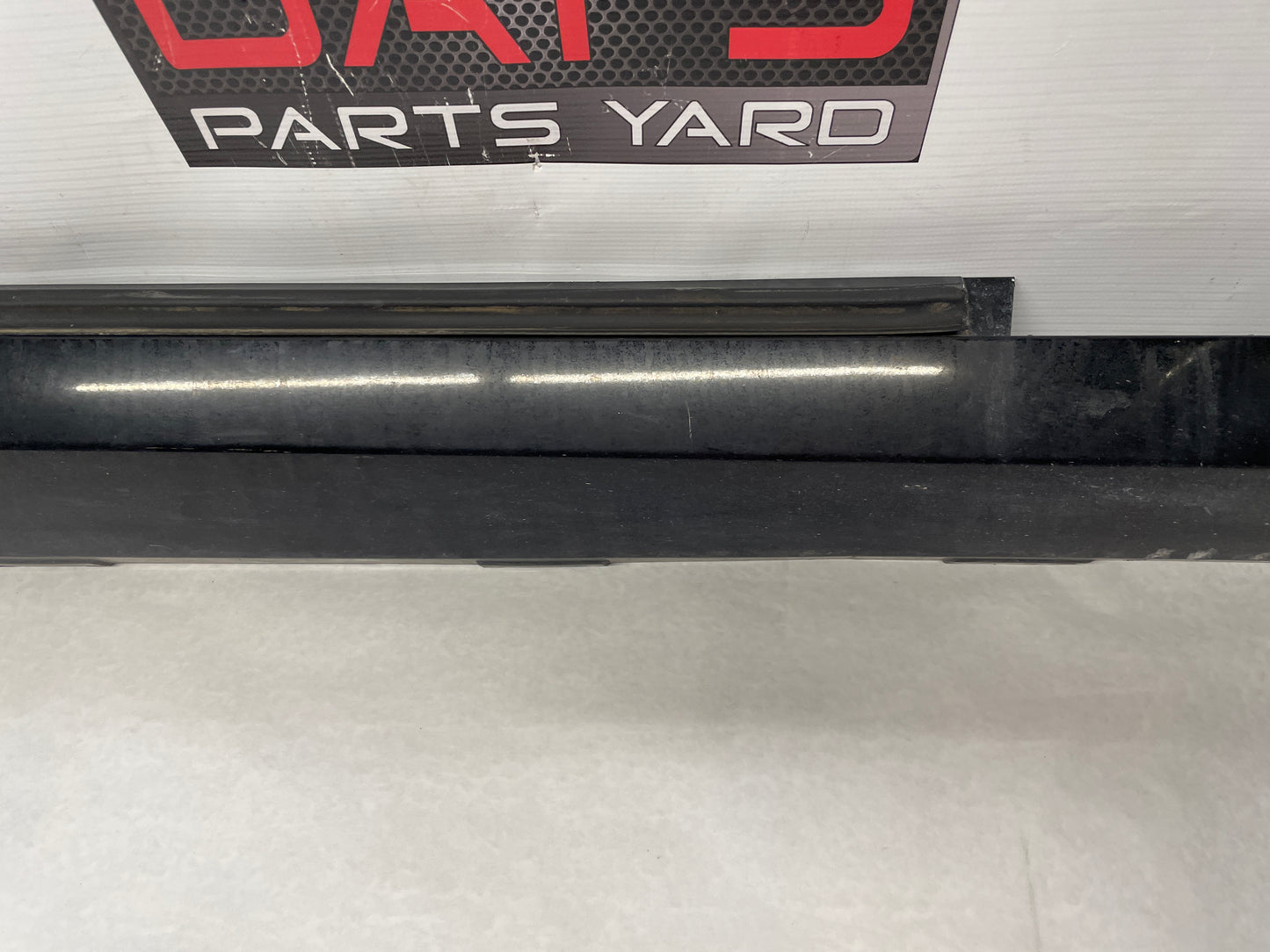 2015 Chevy Camaro SS RH Passenger Rocker Molding Panel  Black OEM