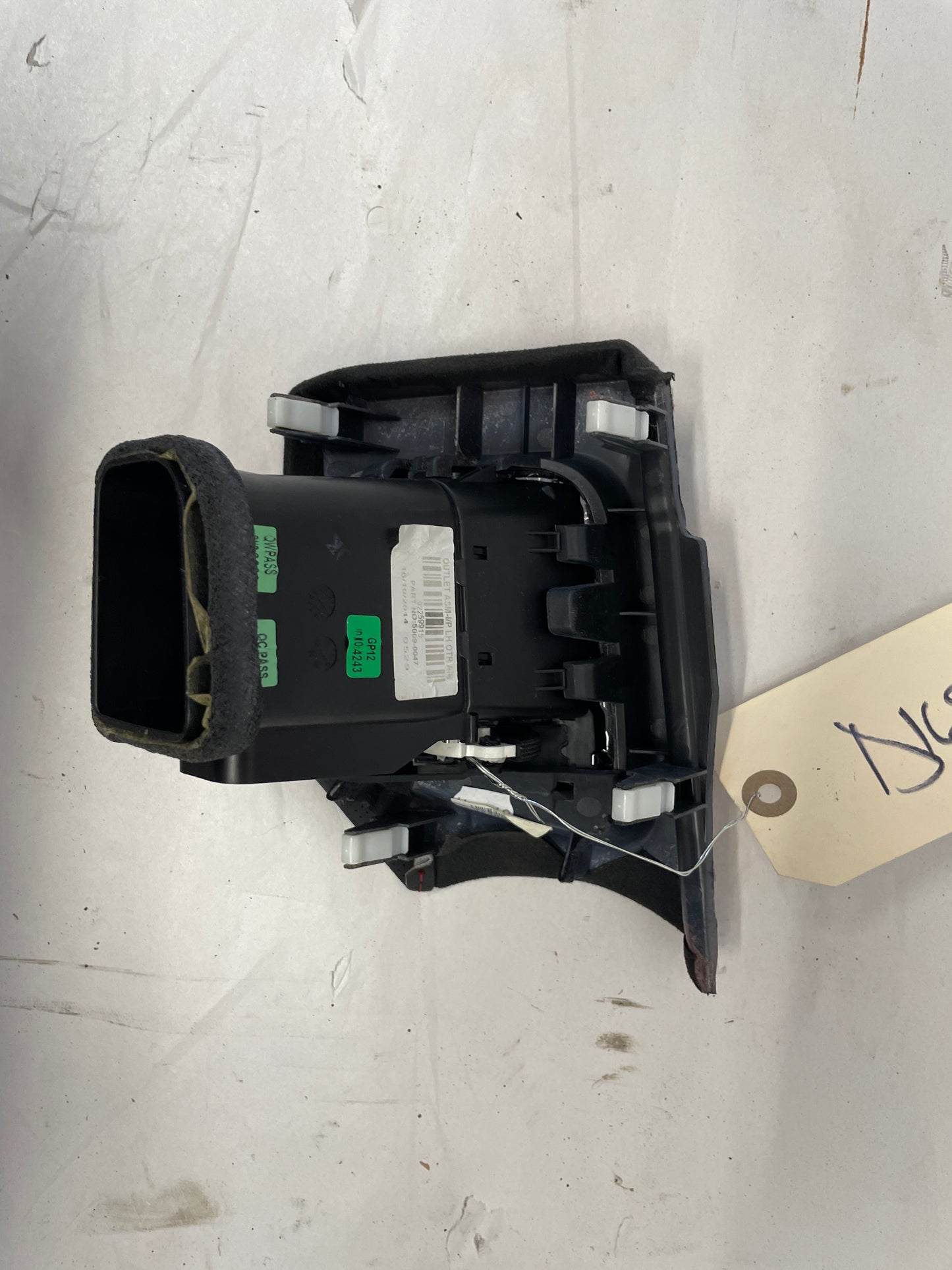 2015 Chevy SS Sedan LH Driver Dash Vent OEM - Day's Parts Yard