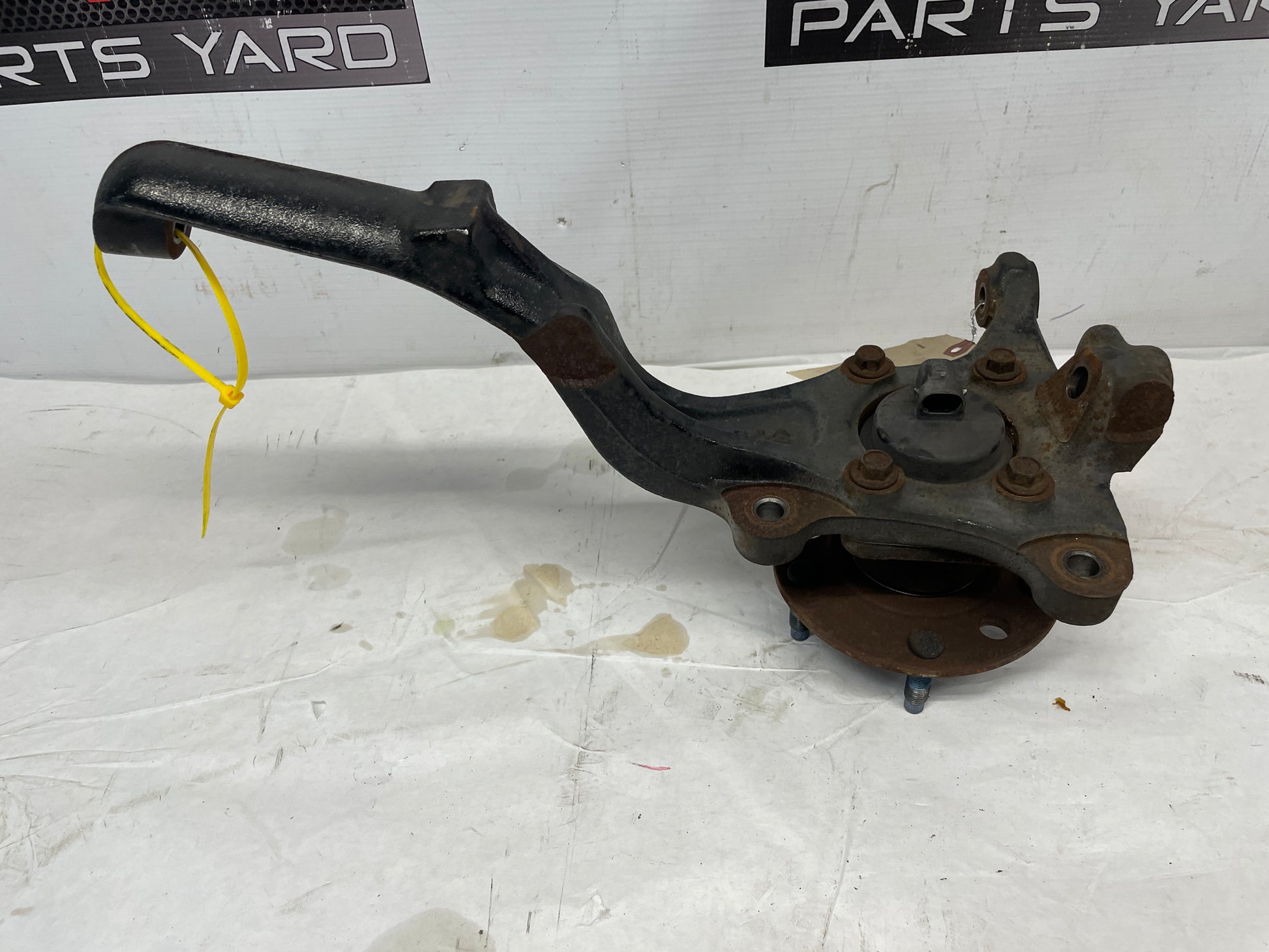 2002 Chevy Camaro SS LH Driver Front Spindle Knuckle Hub Wheel Bearing OEM - Day's Parts Yard