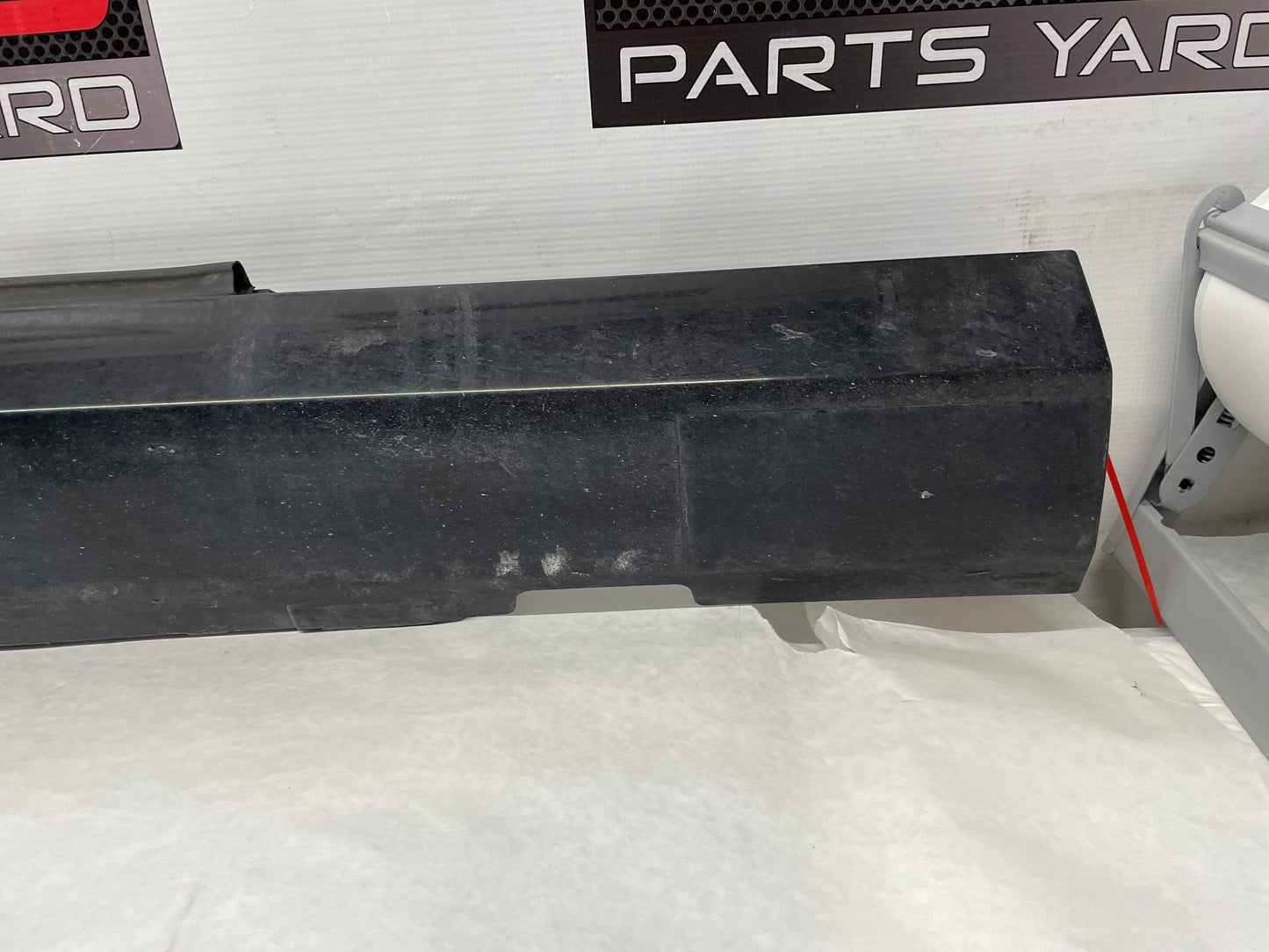 2015 Chevy Camaro SS RH Passenger Rocker Molding Panel  Black OEM