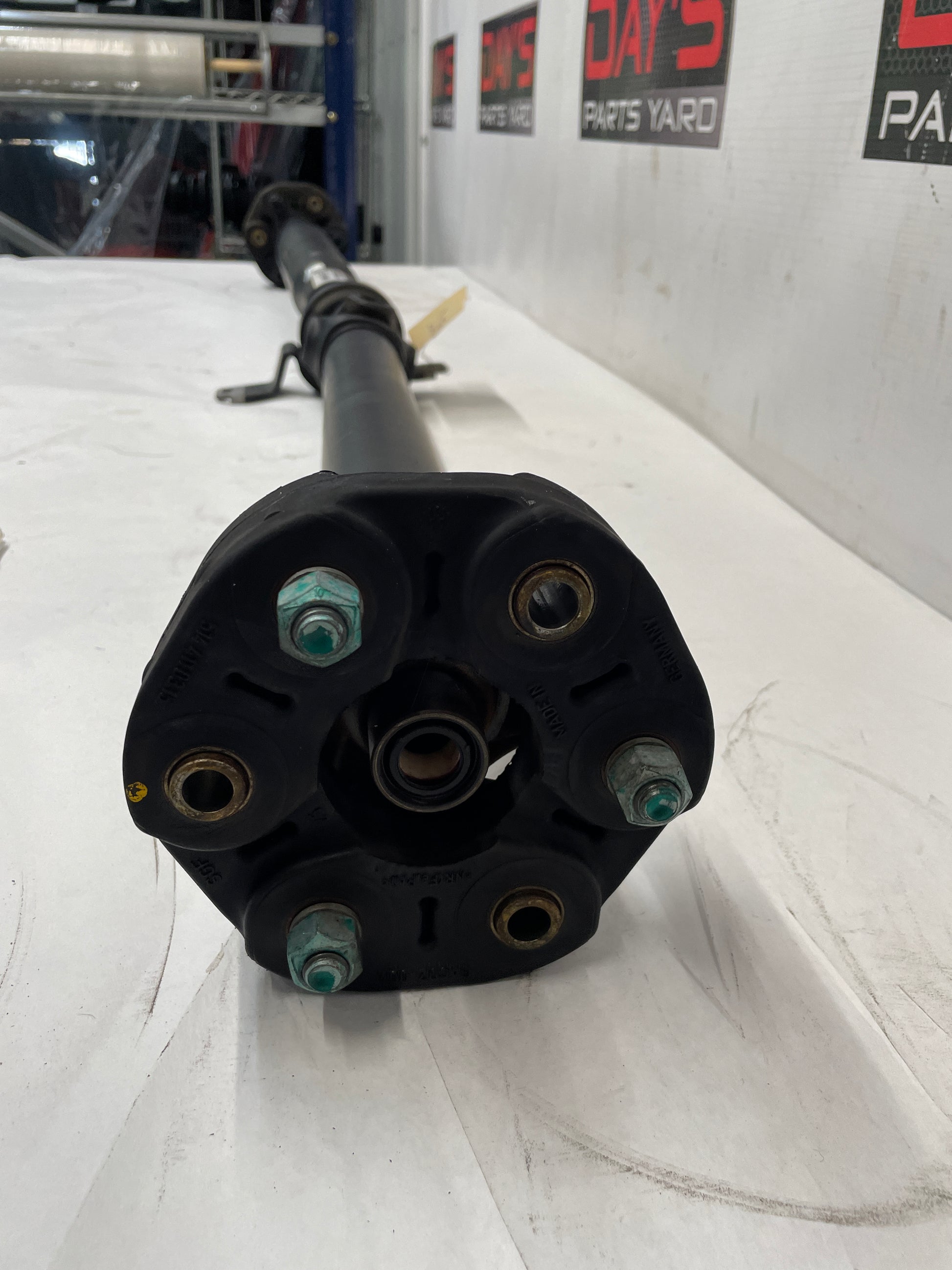2010 Chevy Camaro SS Drive Propeller Shaft Driveshaft OEM - Day's Parts Yard