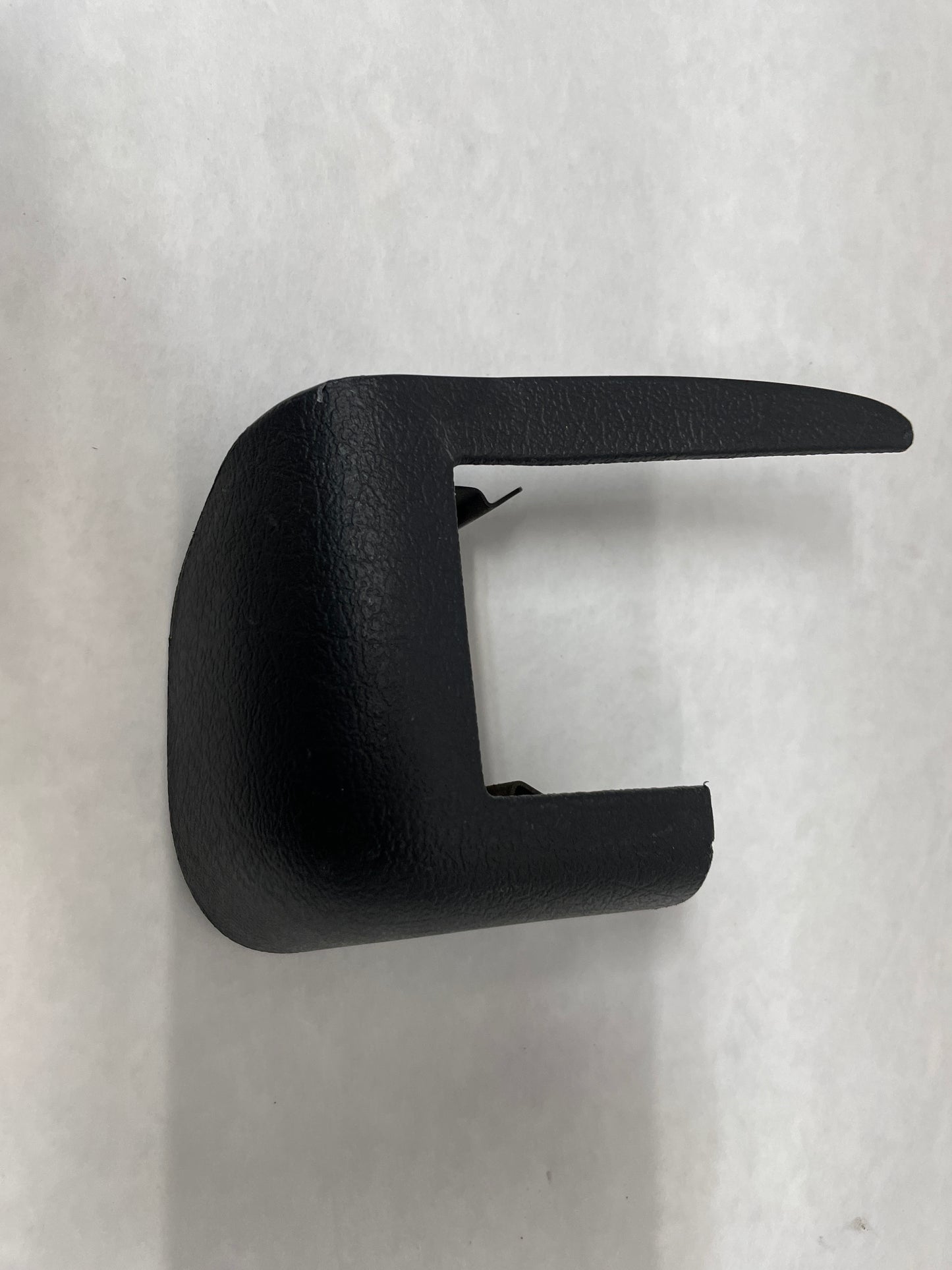 2004 Pontiac GTO RH Passenger 4pc Seat Rail Frame Trim Cover Set OEM - Day's Parts Yard