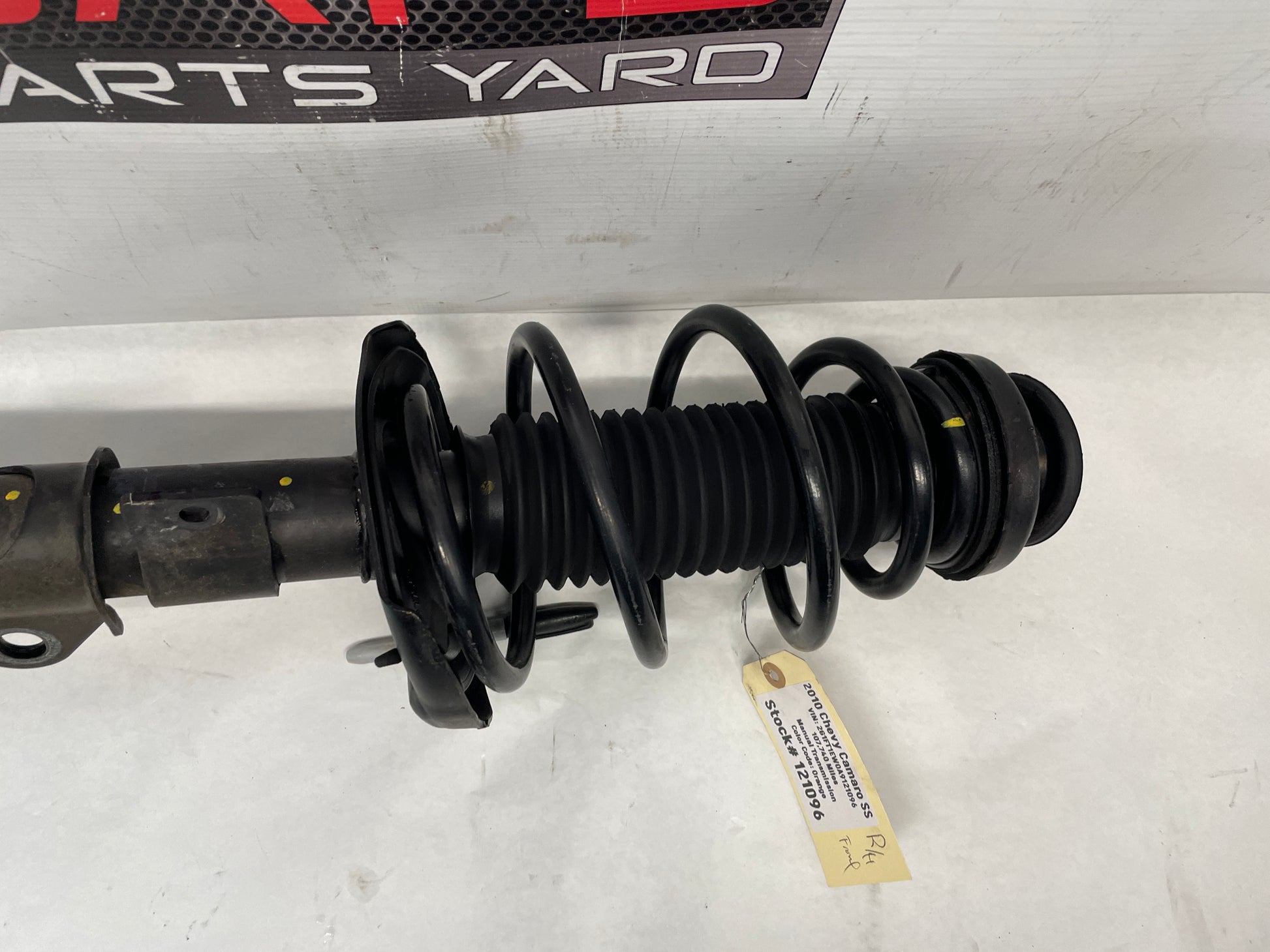 2010 Chevy Camaro SS RH Passenger Front Suspension Shock Strut Assembly Absorber OEM - Day's Parts Yard