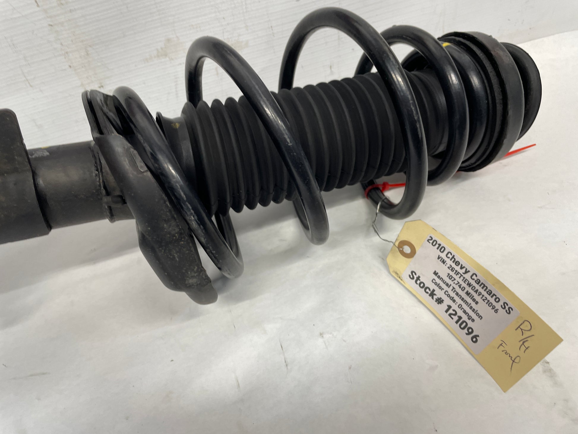 2010 Chevy Camaro SS RH Passenger Front Suspension Shock Strut Assembly Absorber OEM - Day's Parts Yard