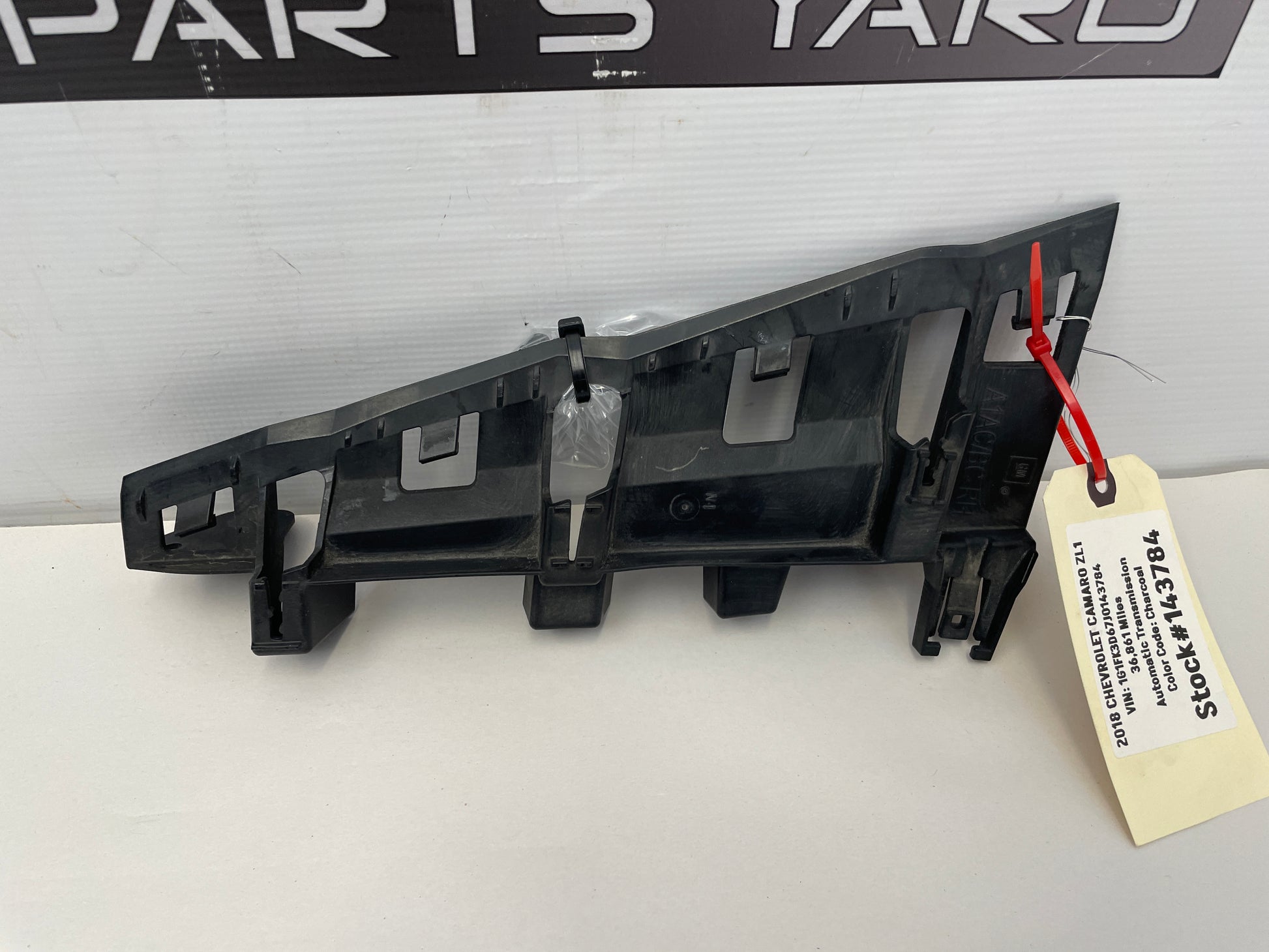 2018 Chevy Camaro ZL1 RH Passenger Rear Bumper Tail Light Bracket OEM - Day's Parts Yard