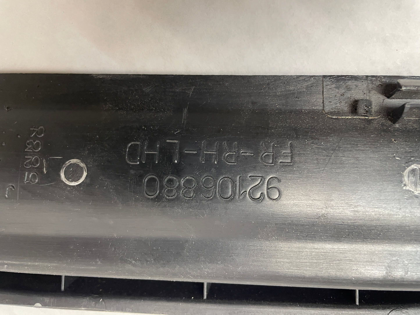 2004 Pontiac GTO RH Passenger 4pc Seat Rail Frame Trim Cover Set OEM - Day's Parts Yard