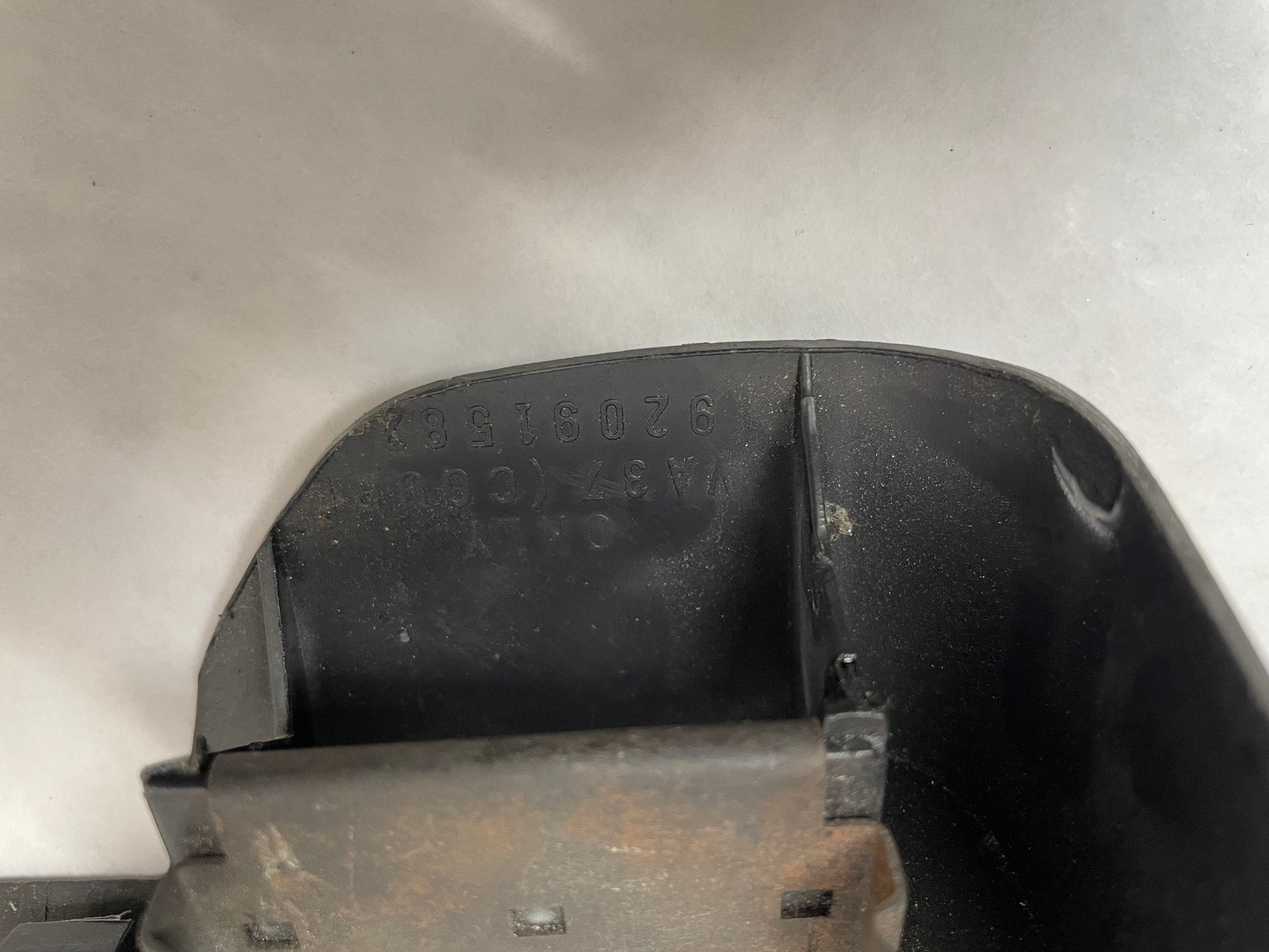 2004 Pontiac GTO RH Passenger 4pc Seat Rail Frame Trim Cover Set OEM - Day's Parts Yard