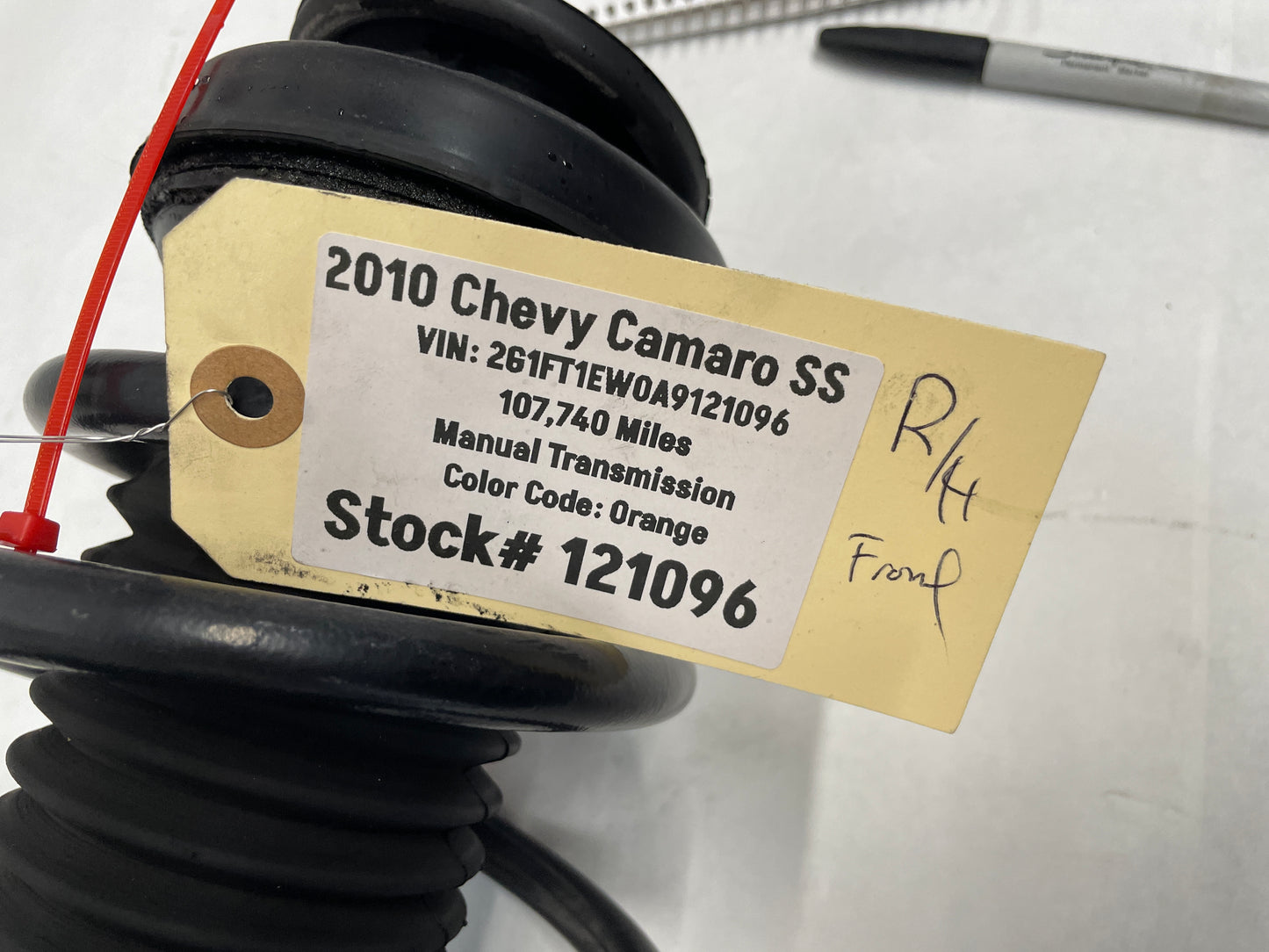 2010 Chevy Camaro SS RH Passenger Front Suspension Shock Strut Assembly Absorber OEM - Day's Parts Yard
