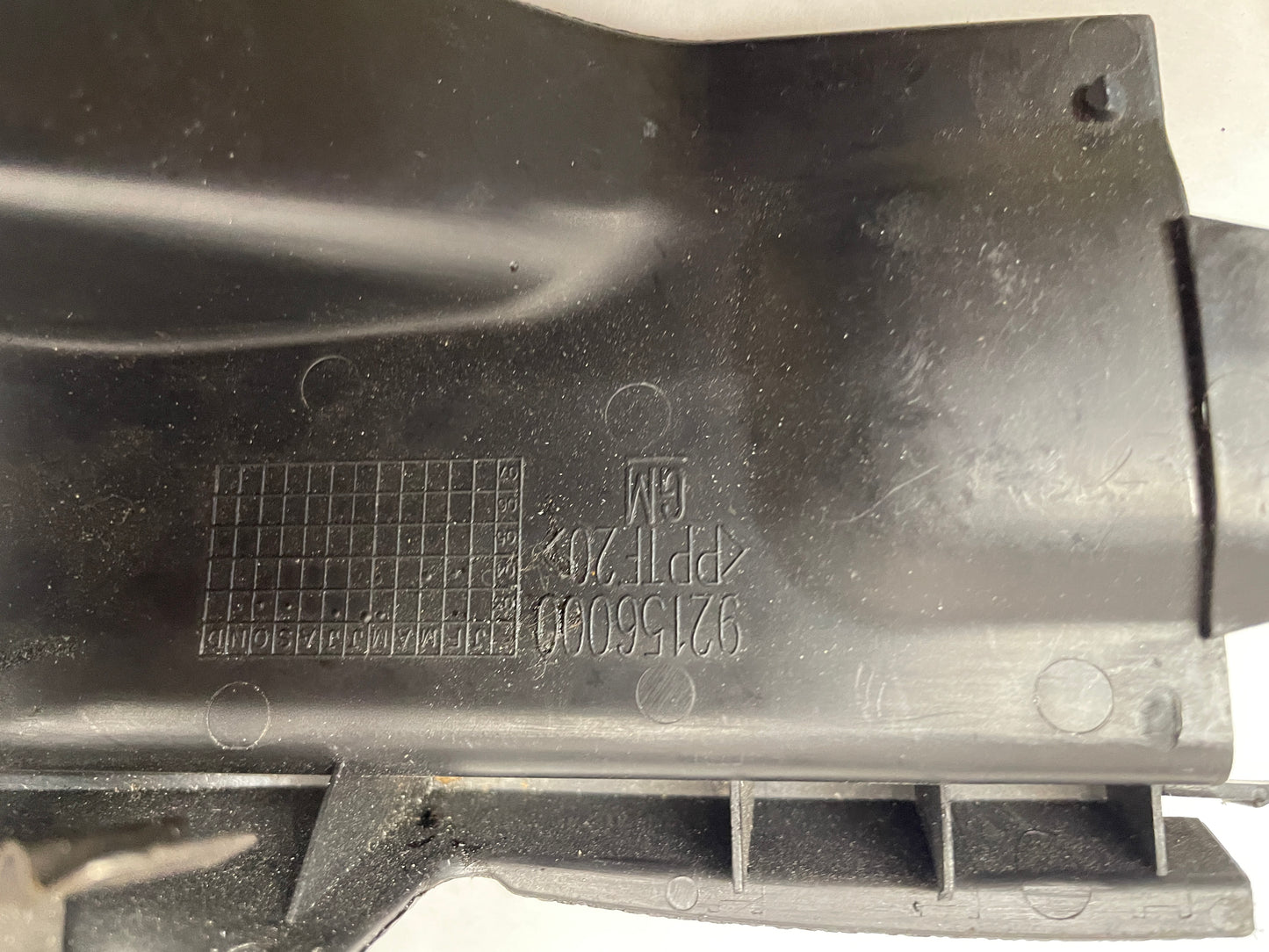 2004 Pontiac GTO RH Passenger 4pc Seat Rail Frame Trim Cover Set OEM - Day's Parts Yard