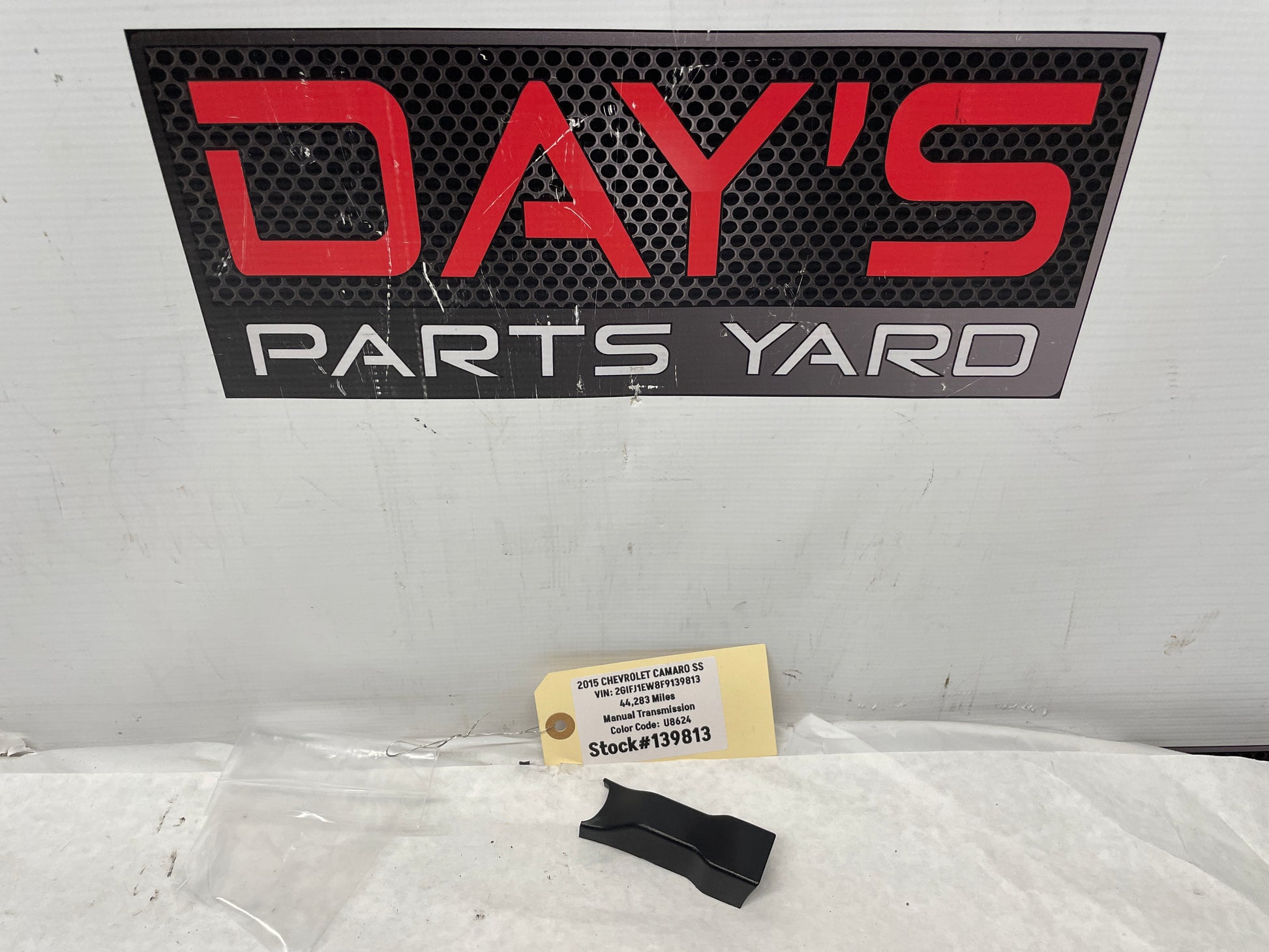 2015 Chevy Camaro SS Rearview Rear View Mirror Harness Inside Cover OEM - Day's Parts Yard