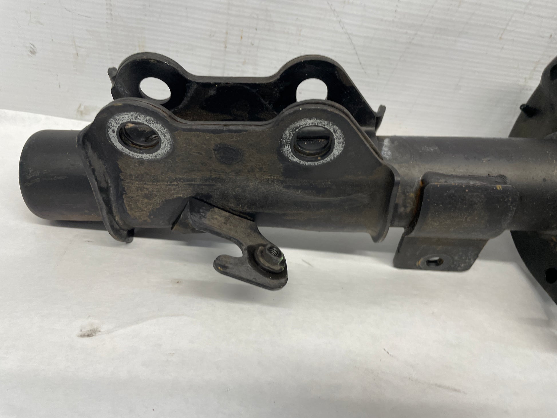 2010 Chevy Camaro SS LH Driver Front Shock Strut Assembly Absorber OEM - Day's Parts Yard