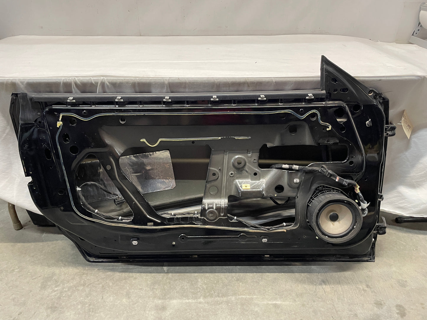 2015 Chevy Camaro SS LH Driver Front Exterior Door Black OEM