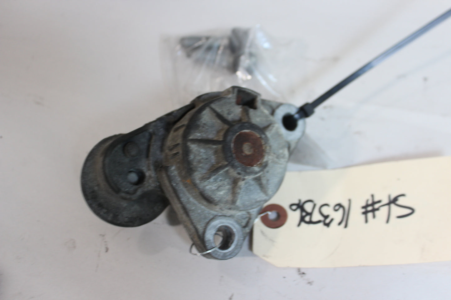 2009 Pontiac G8 GT Drive Belt Tensioner Pully OEM - Day's Parts Yard