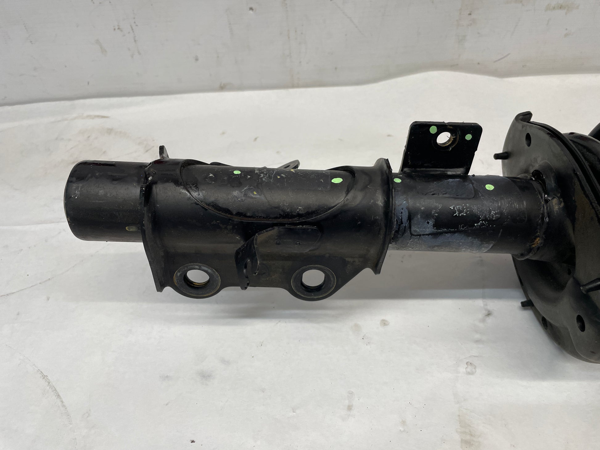 2010 Chevy Camaro SS LH Driver Front Shock Strut Assembly Absorber OEM - Day's Parts Yard
