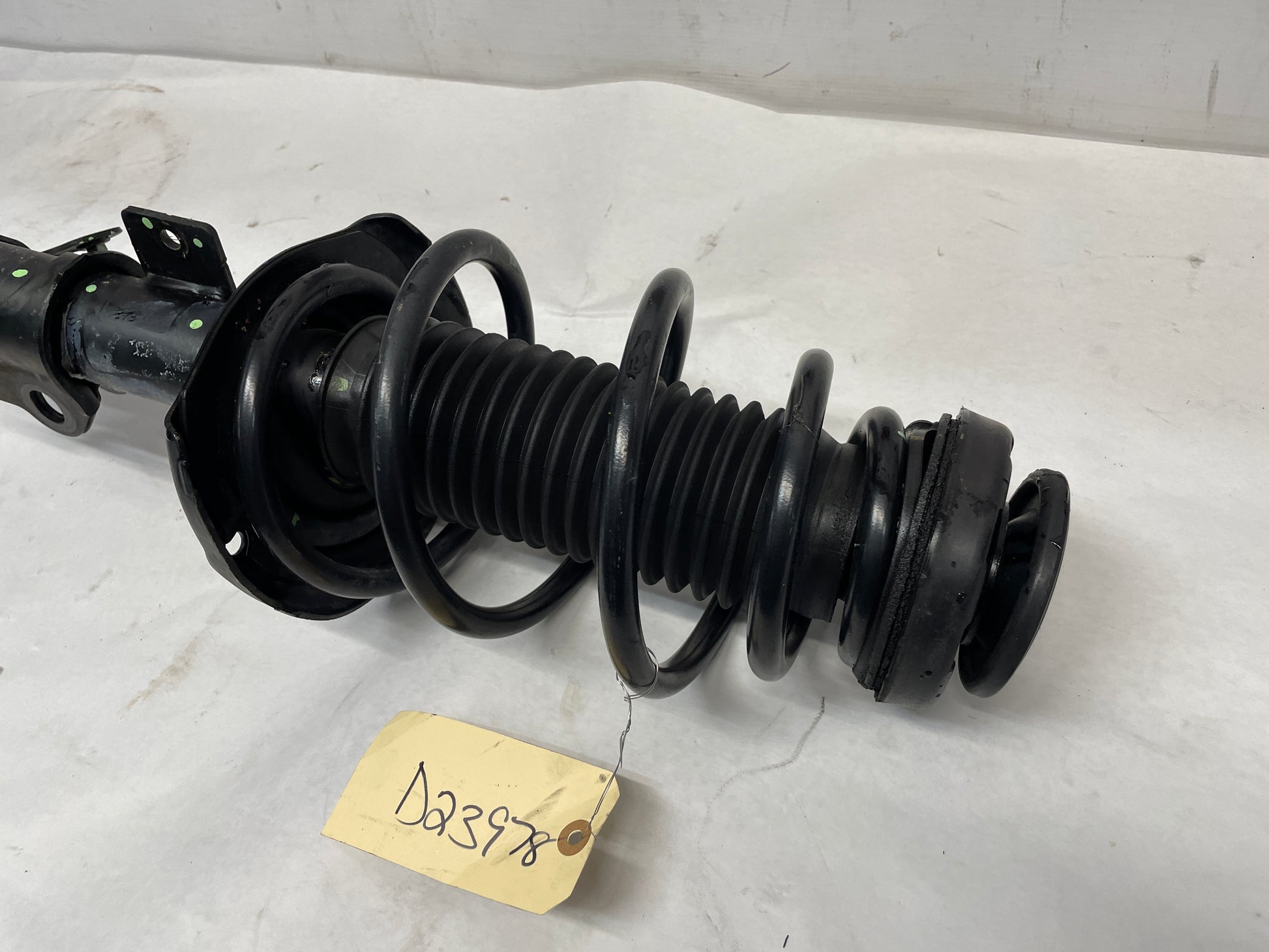 2010 Chevy Camaro SS LH Driver Front Shock Strut Assembly Absorber OEM - Day's Parts Yard