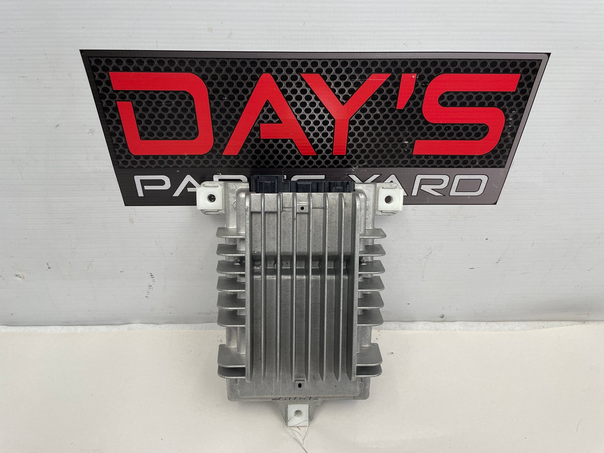 2016 Chevy SS Sedan Bose Radio Amplifier Amp OEM - Day's Parts Yard