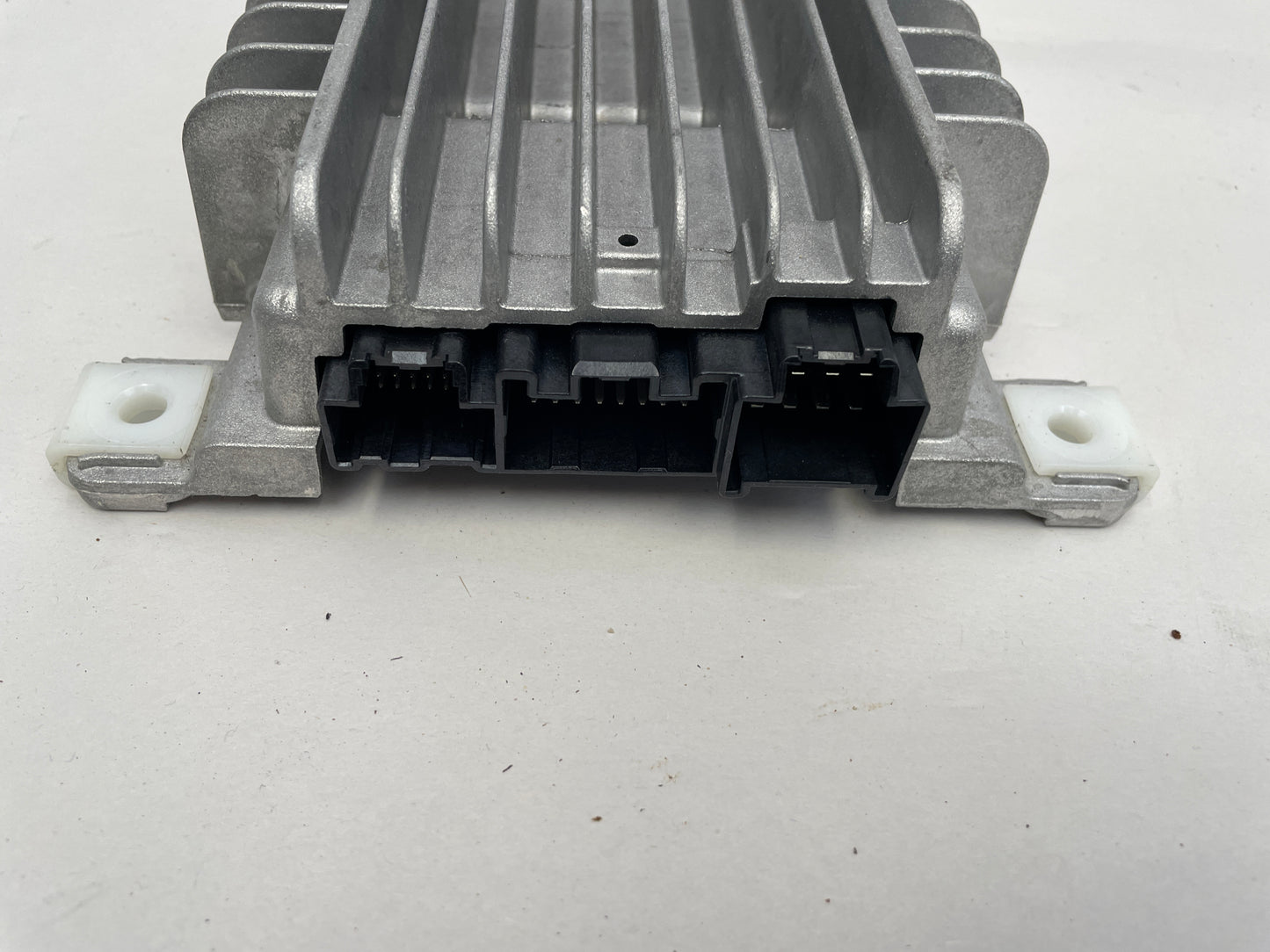 2016 Chevy SS Sedan Bose Radio Amplifier Amp OEM - Day's Parts Yard